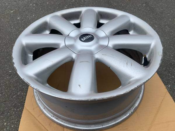 1 x single 17X7 et48 OEM Mini Cooper 4X100 rim in good cond - photo 2