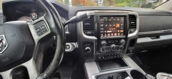 2015 Dodge Ram 3500 Limited image indicator(5)