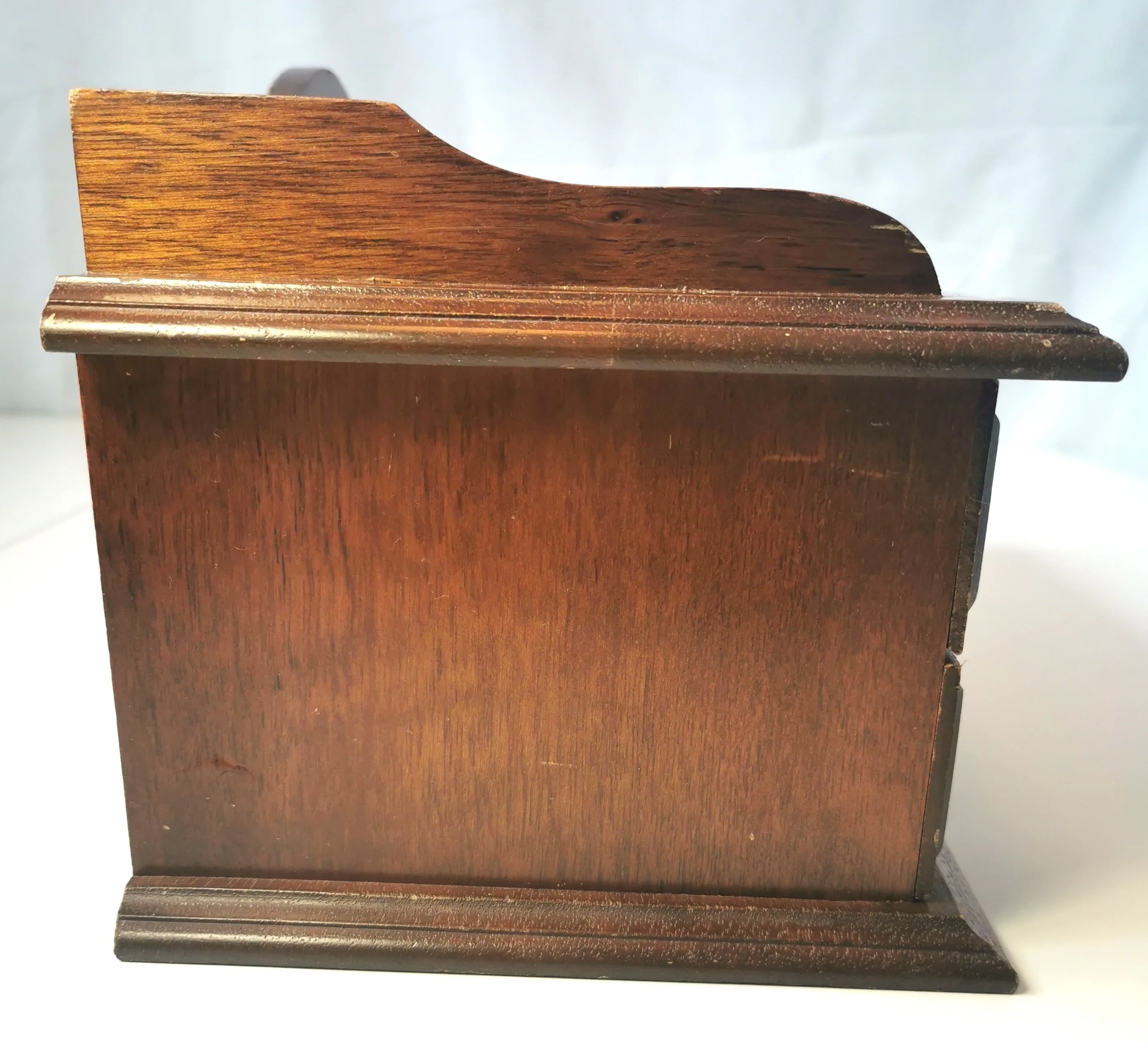 Vintage 70s Gentlemen's Wood Dresser Valet Organizer by Dynasty image indicator(5)