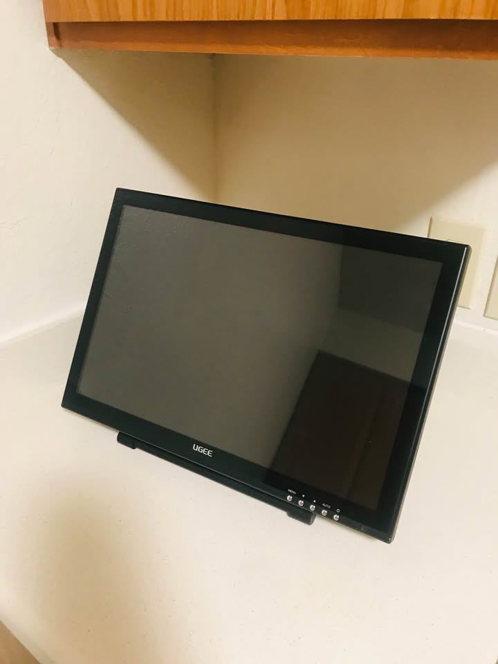 Drawing Tablet UGEE 1910B READ DESCRIPTION