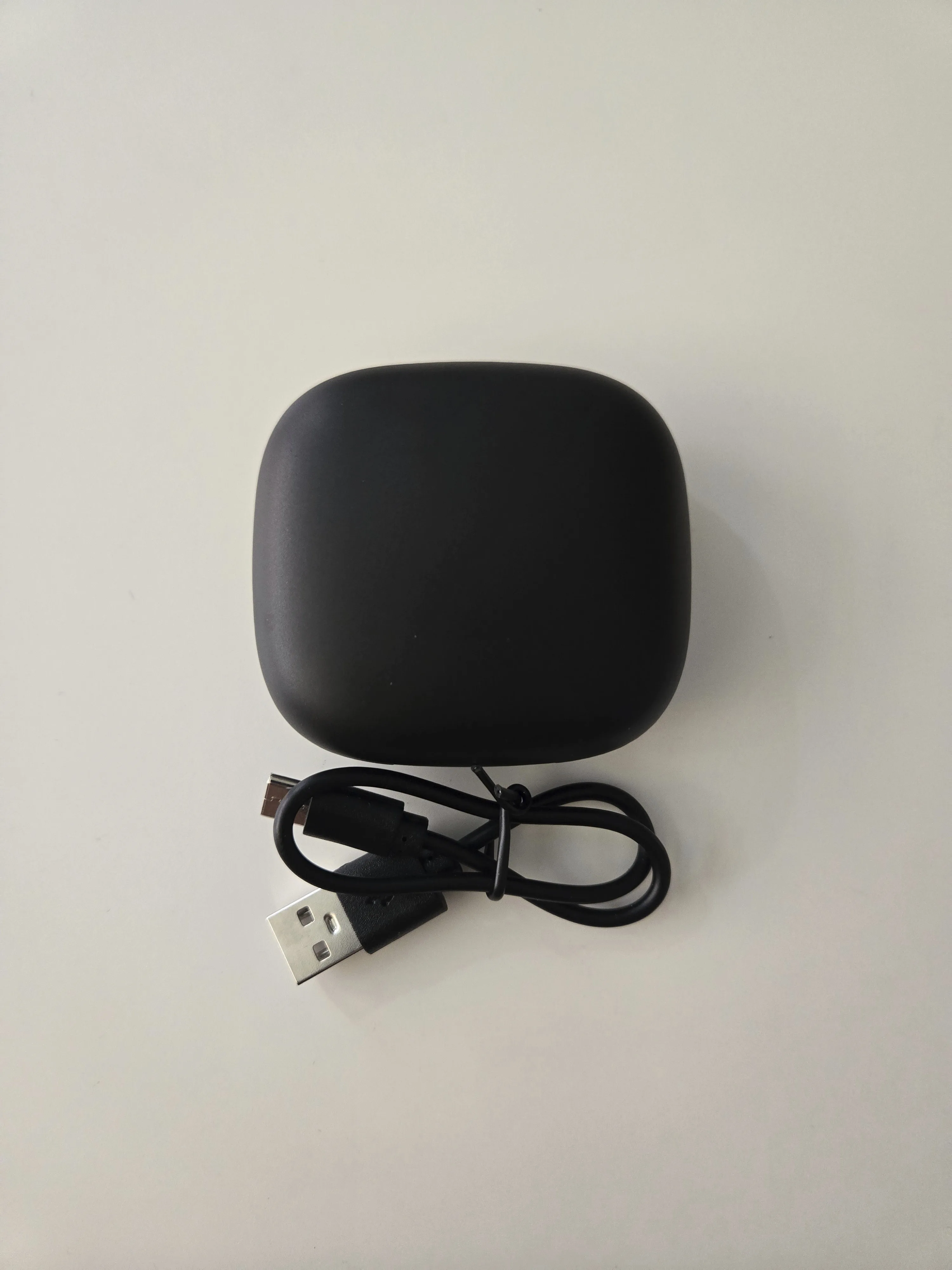 Wireless headphones, with touch activation(noise cancellation) image indicator(5)