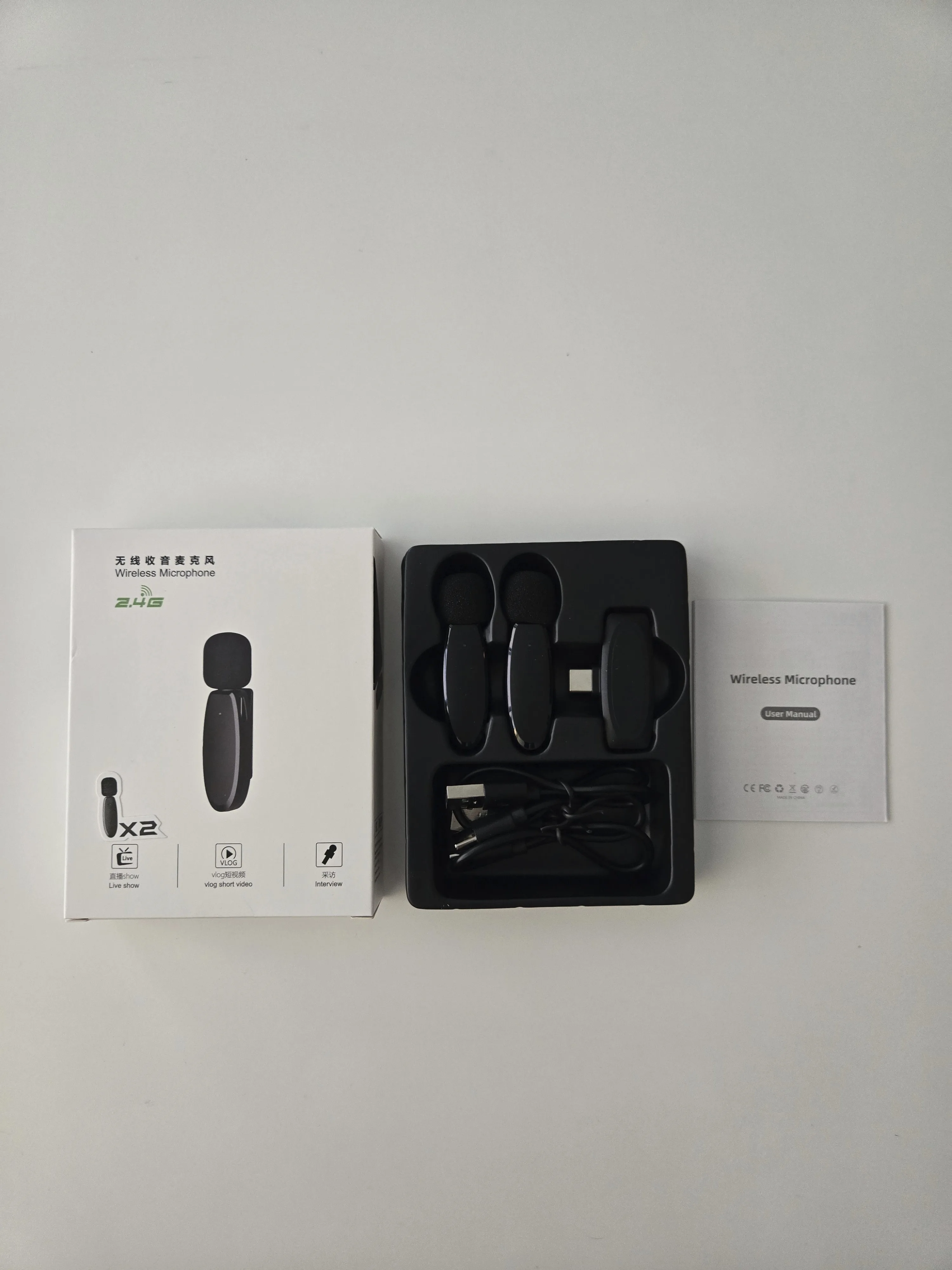 Wireless microphone with windscreen(USB C). image indicator(2)