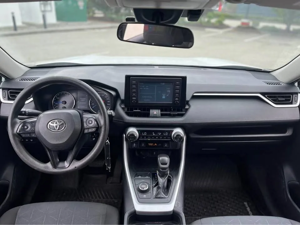 2019 Toyota RAV4 LE Hybrid image indicator(10)