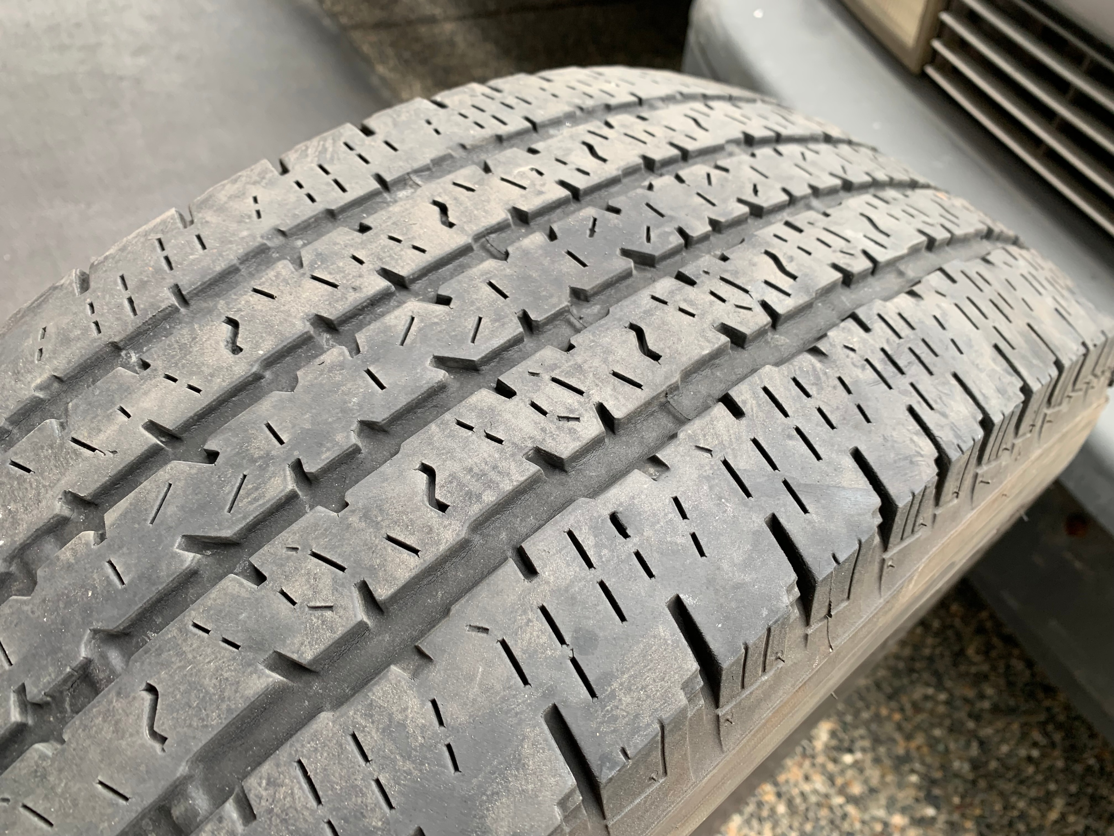 1 X single LT 275/70/18 M+S Firestone transforce HT w 50% tread - photo 4
