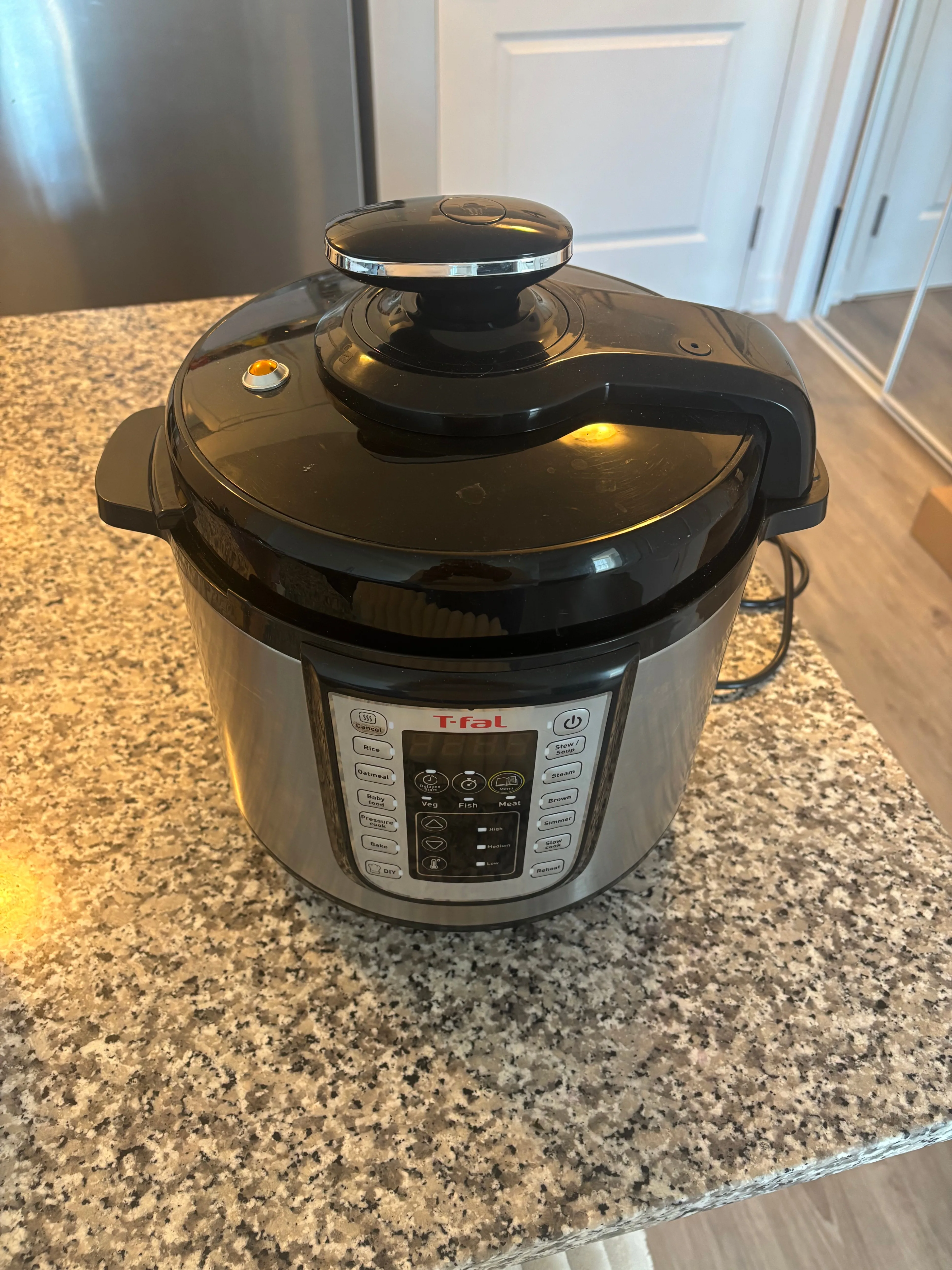 T-fal CY505 Multi-Cooker Pressure/Slow Cook, 25+ Programs