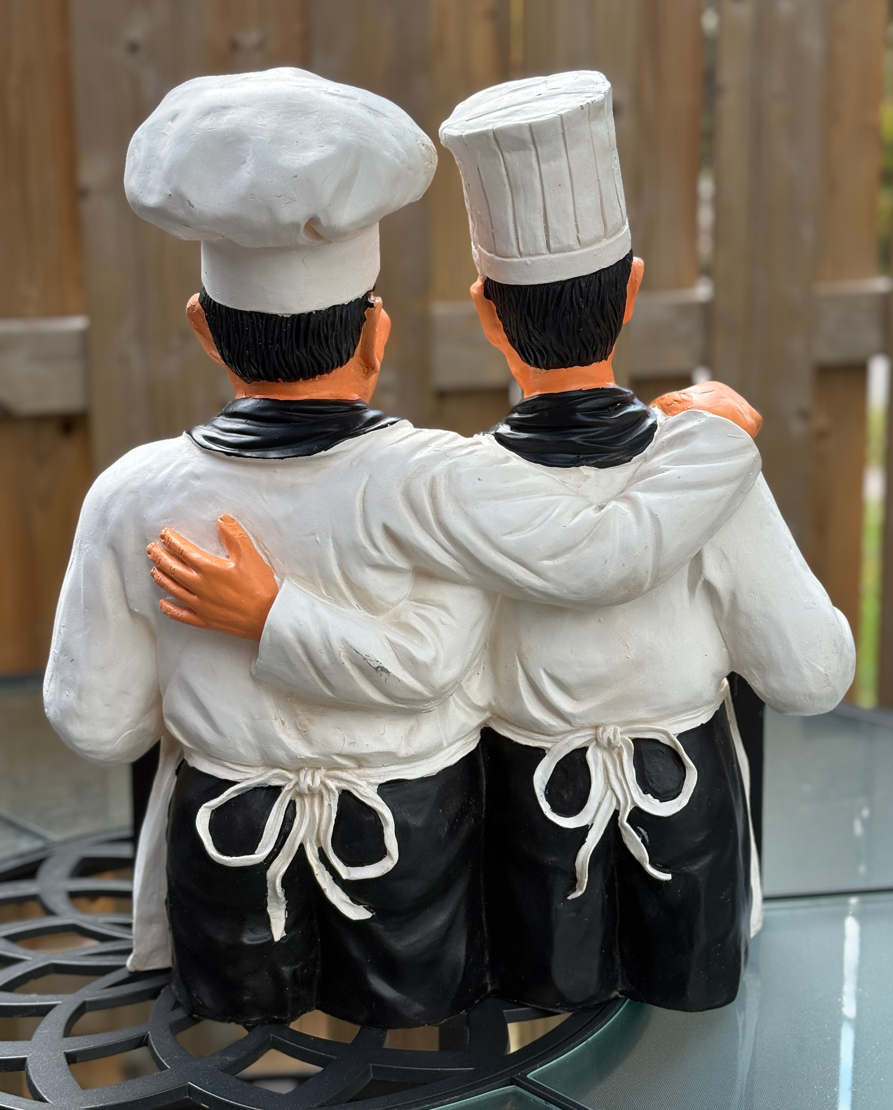 Laurel & Hardy Chef Menu Statue - photo 2