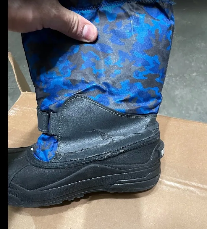 Columbia Kids Winter Boots – Size US5 image indicator(3)