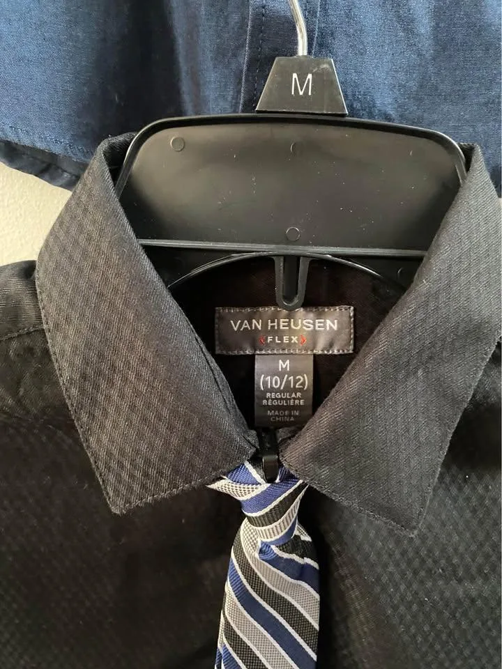 Boy's Van Heusen Dress Shirts Size M (10/12) image indicator(2)