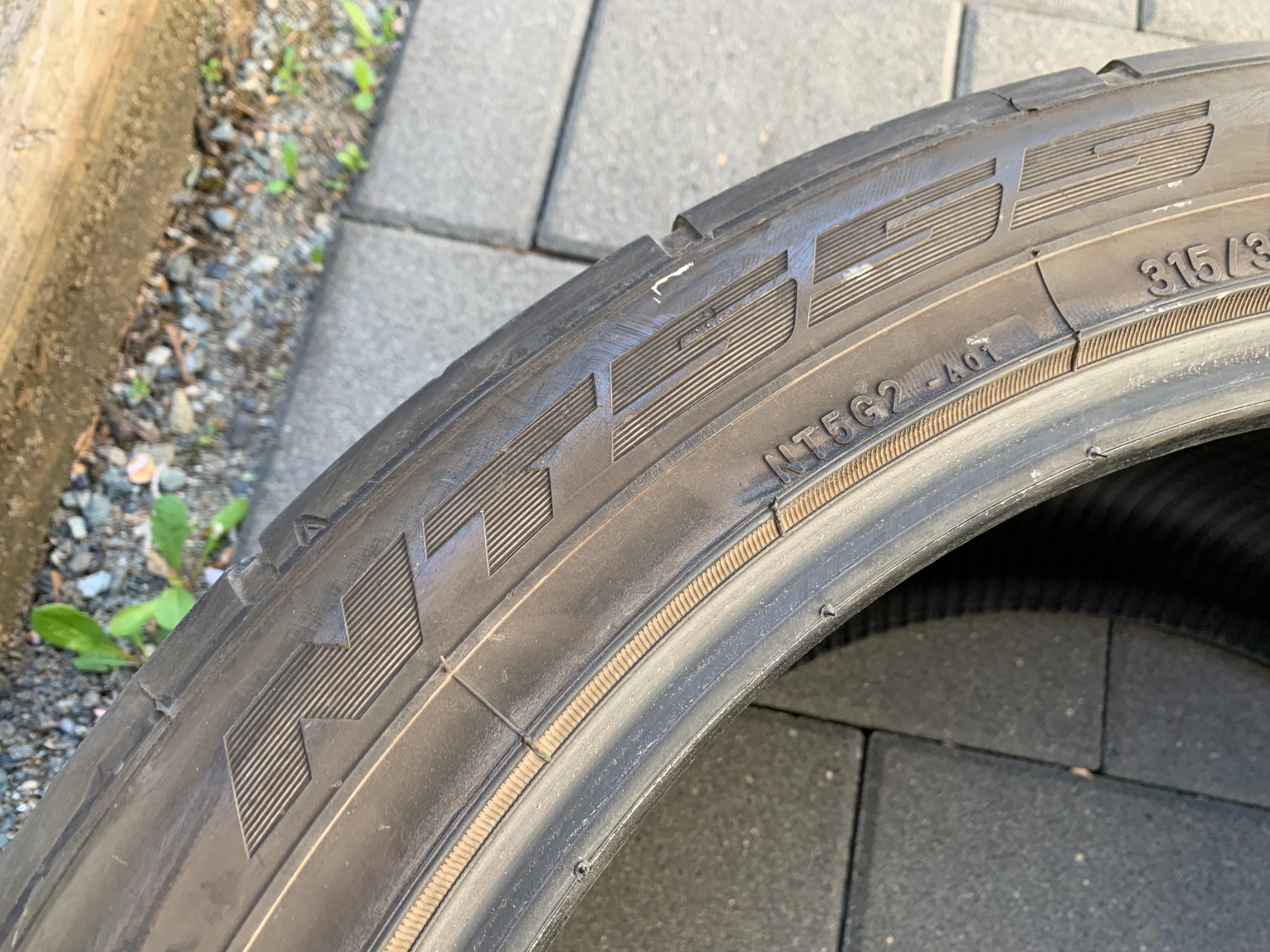 1 X single 315/35/20 XL 110W Nitto NT555 G2 with 75% tread - photo 5