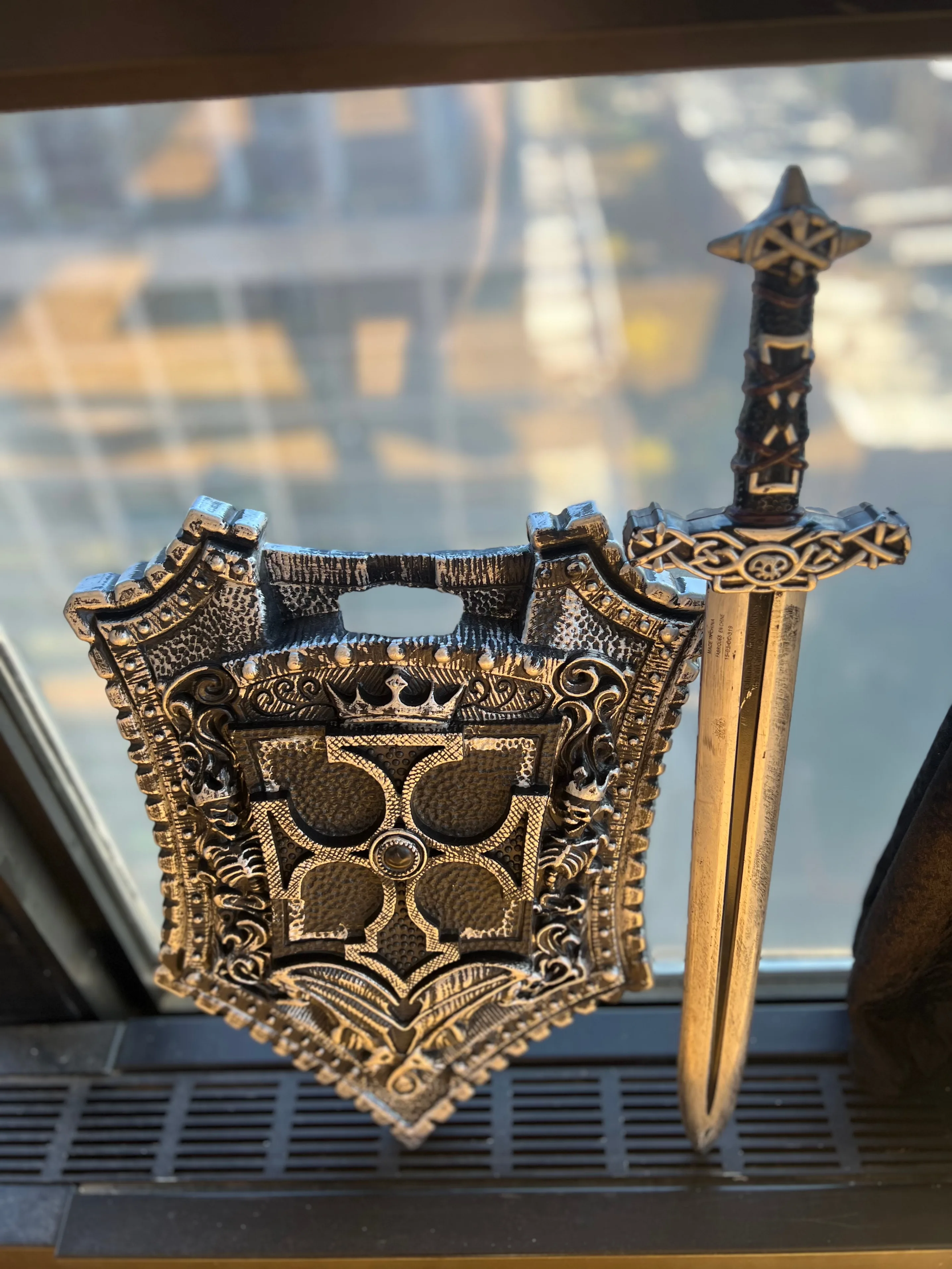 Medieval Knight Halloween Costume Kid’s Large w/ Sword & Shield image indicator(10)