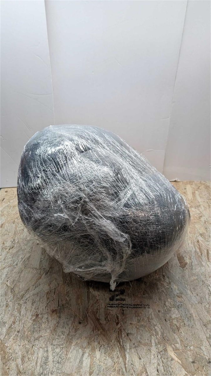 Chilling Home Pregnancy Pillow