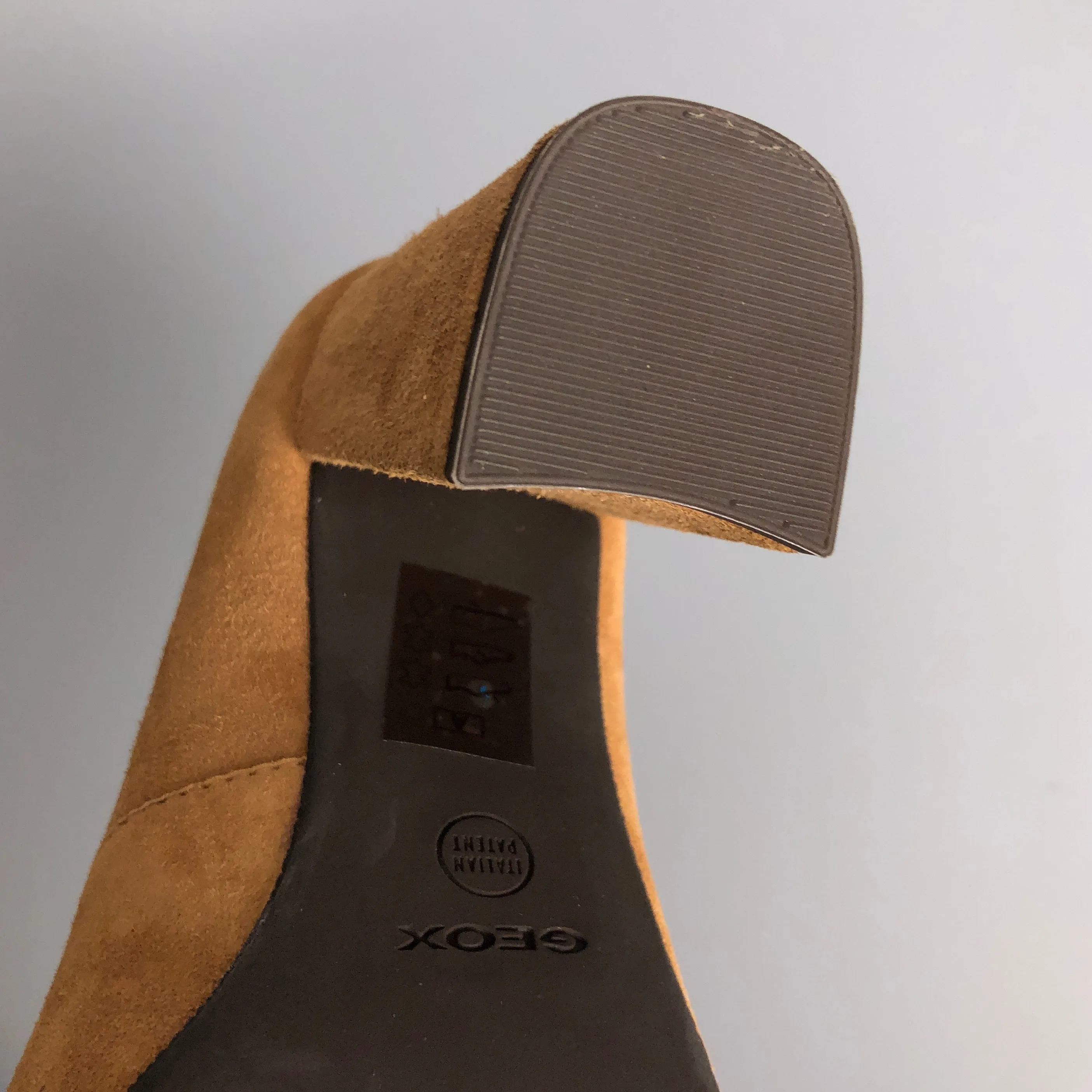 Tan Leather Suede Geox Heels image indicator(8)