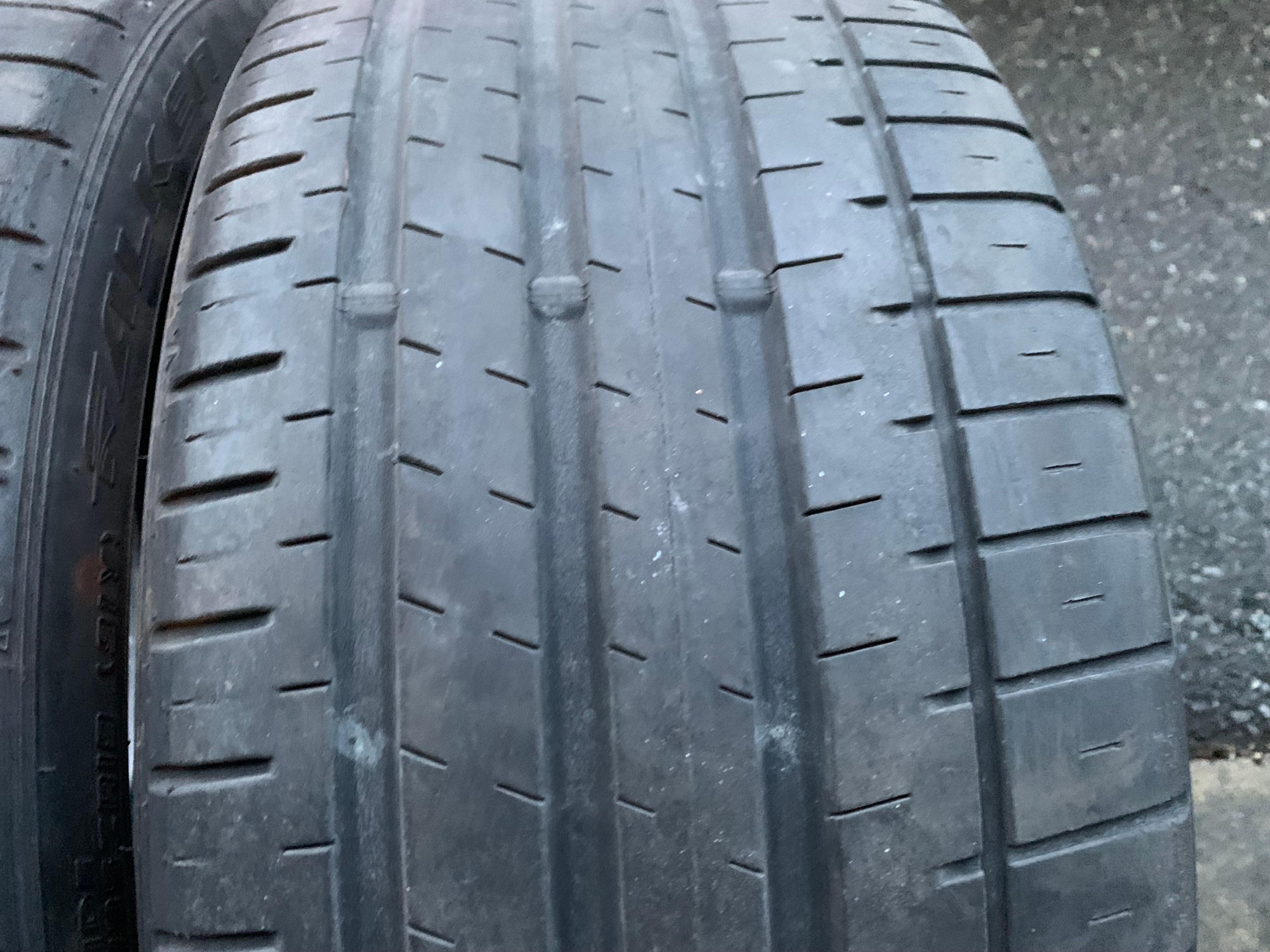 PAIR of Nice 235/35/19 91Y Falken Azenis FK510 with 60% tread - photo 3