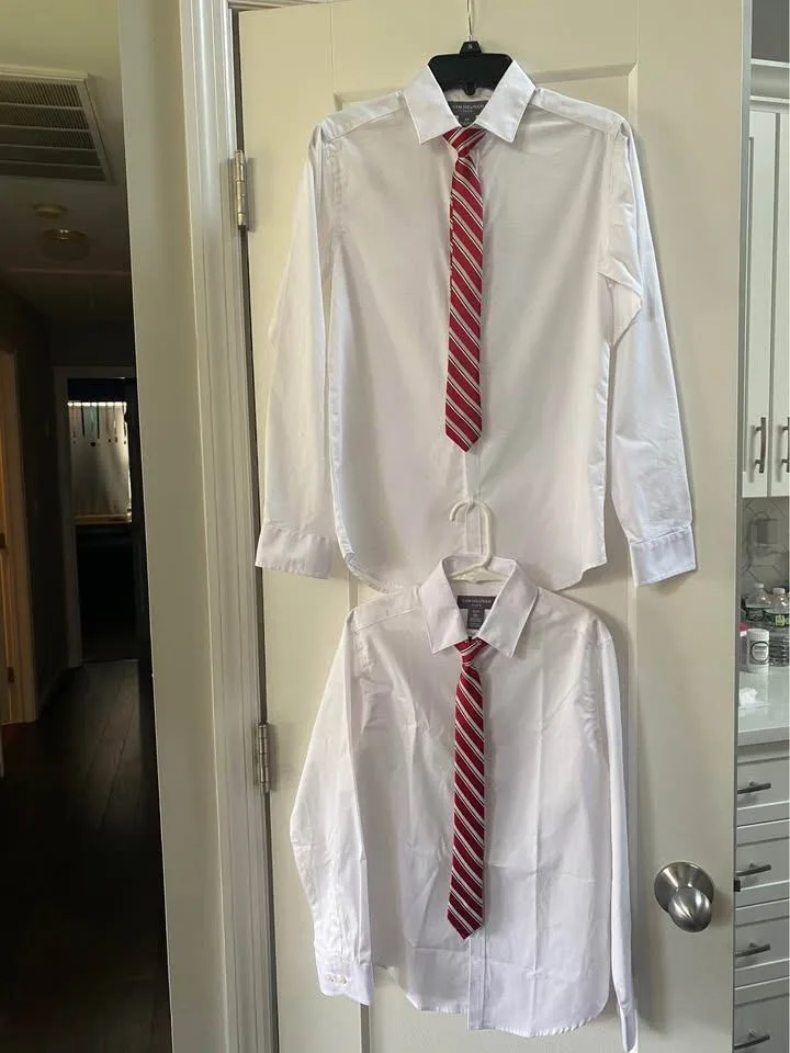 Boy's Van Heusen Dress Shirts and Tie White Size S(8) & M(10/12) image indicator(2)