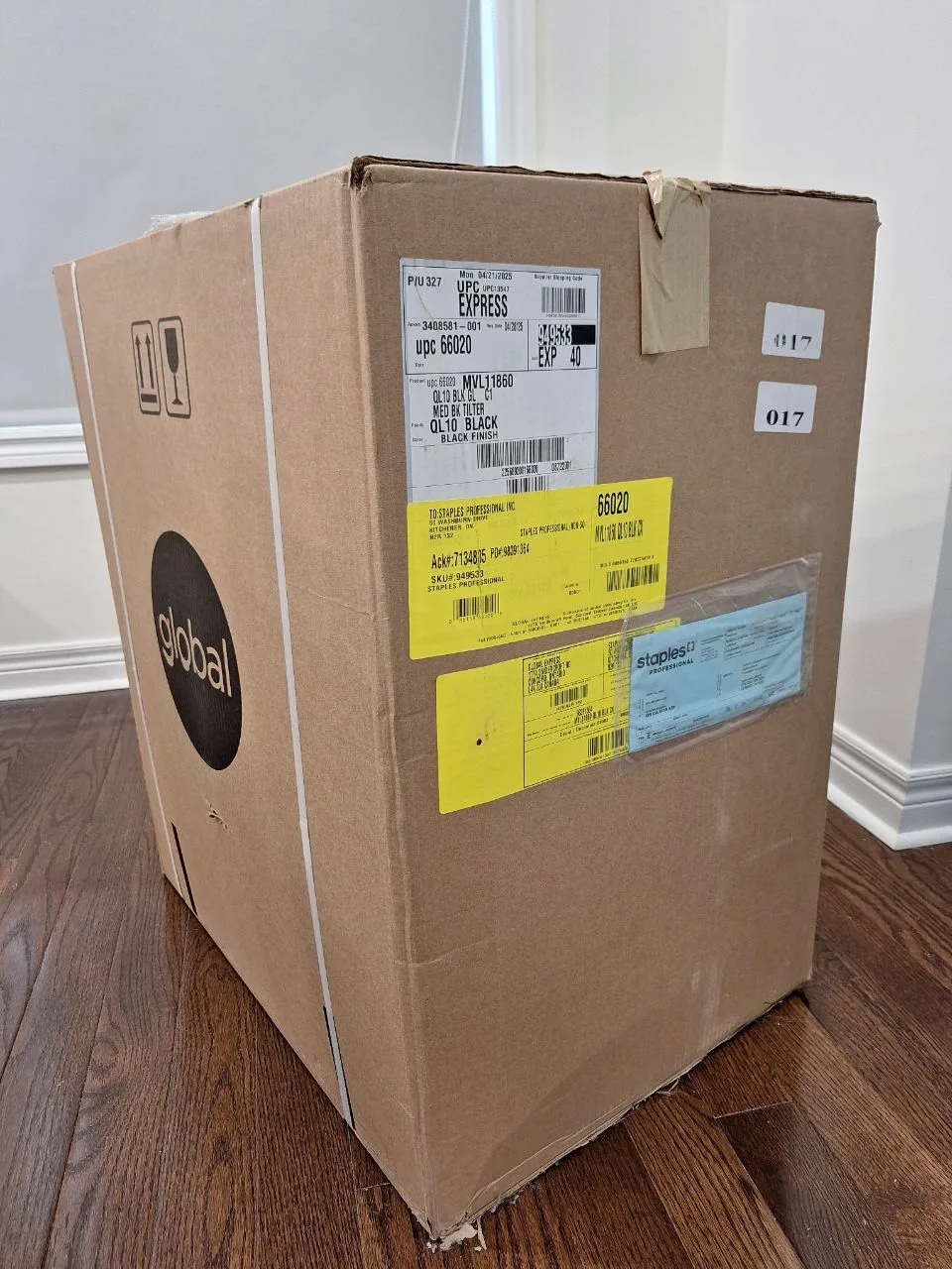 Brand new office chair, unopened packaging, high discount image indicator(5)