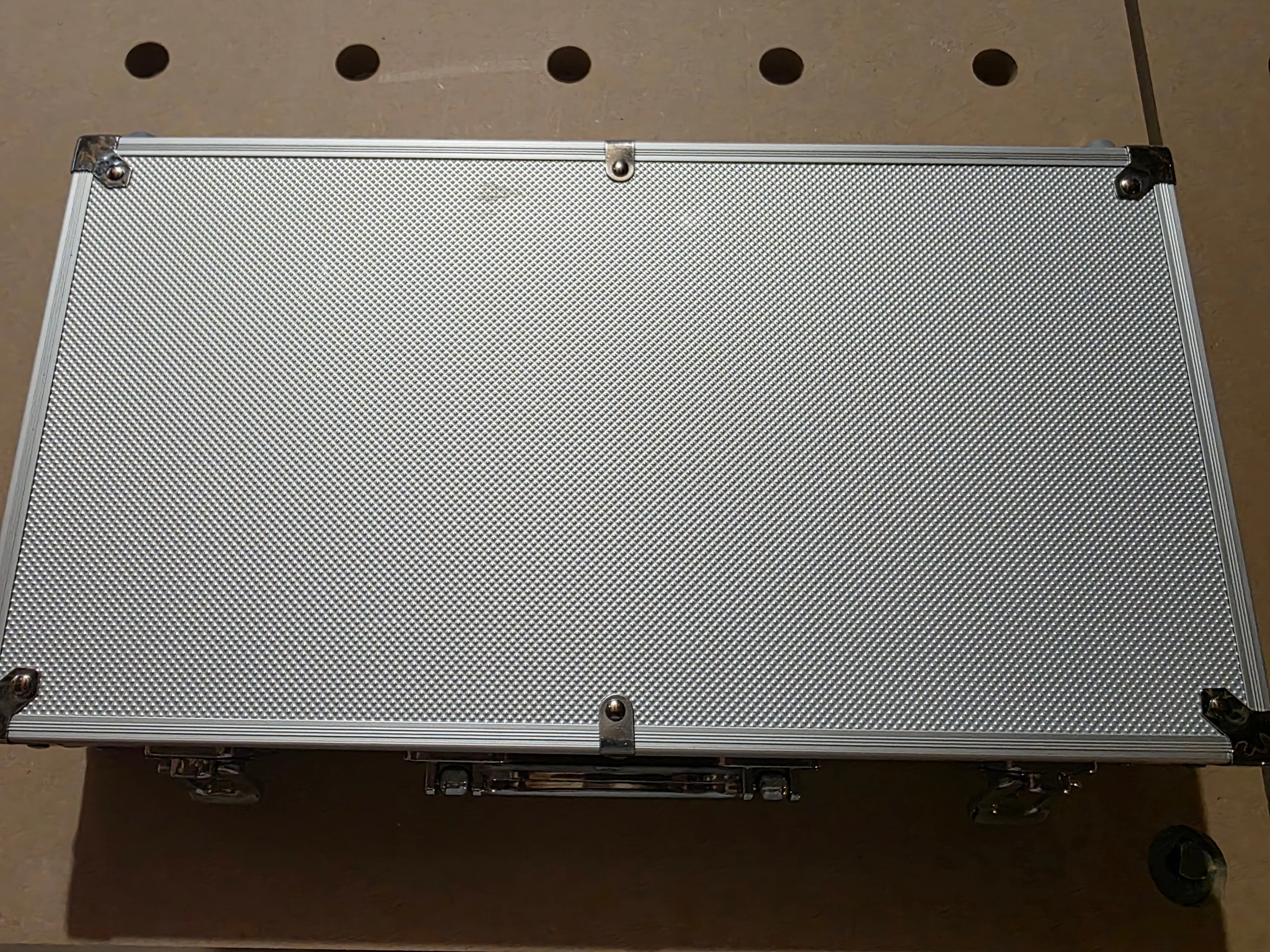 Casino Poker Chips Set image indicator(2)