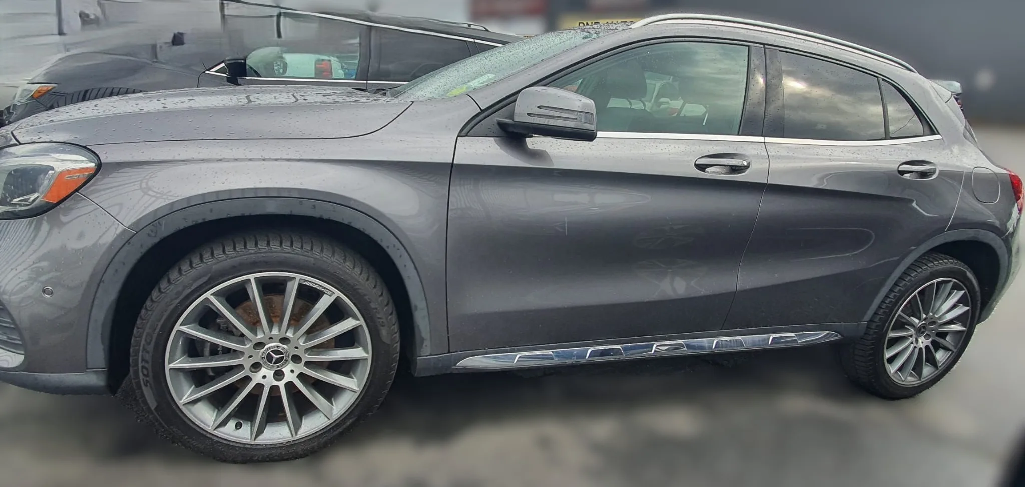 2018 Mercedes GLA 250 4Matic image indicator(4)