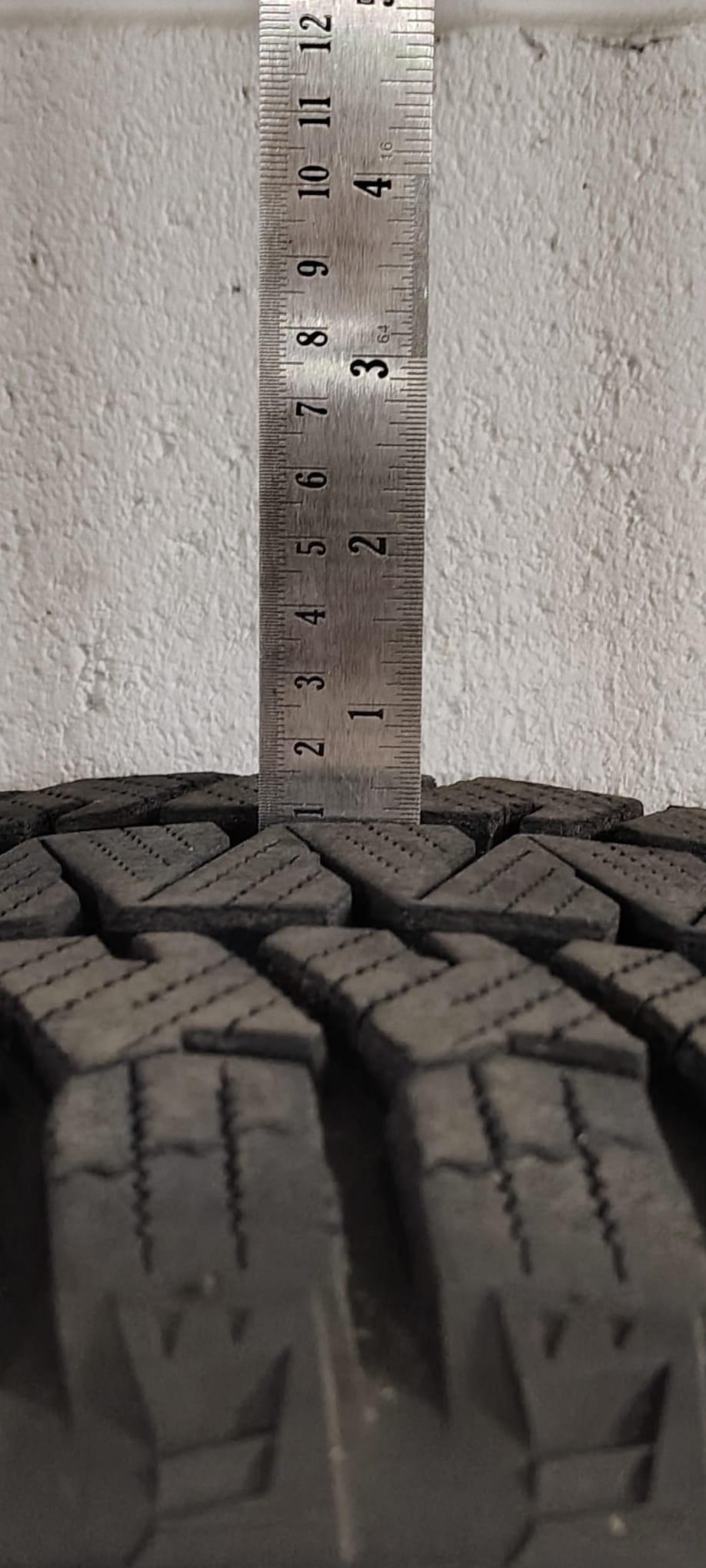 Bridgestone BLIZZAK WS90 Winter Tires 235/55R17 - photo 4