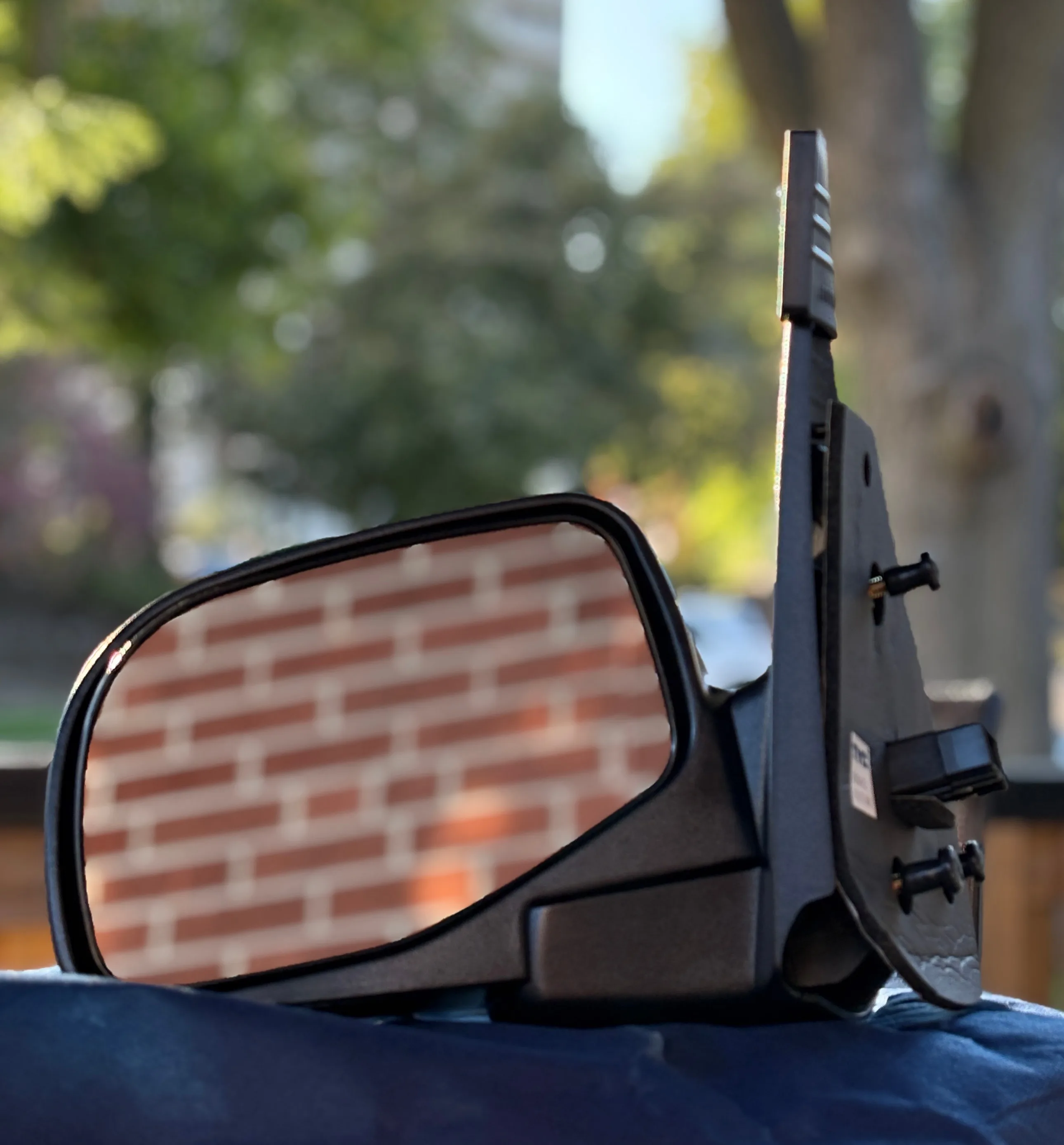 Ford, Mercury - Driver Side Power Non-Heated Mirror image indicator(3)