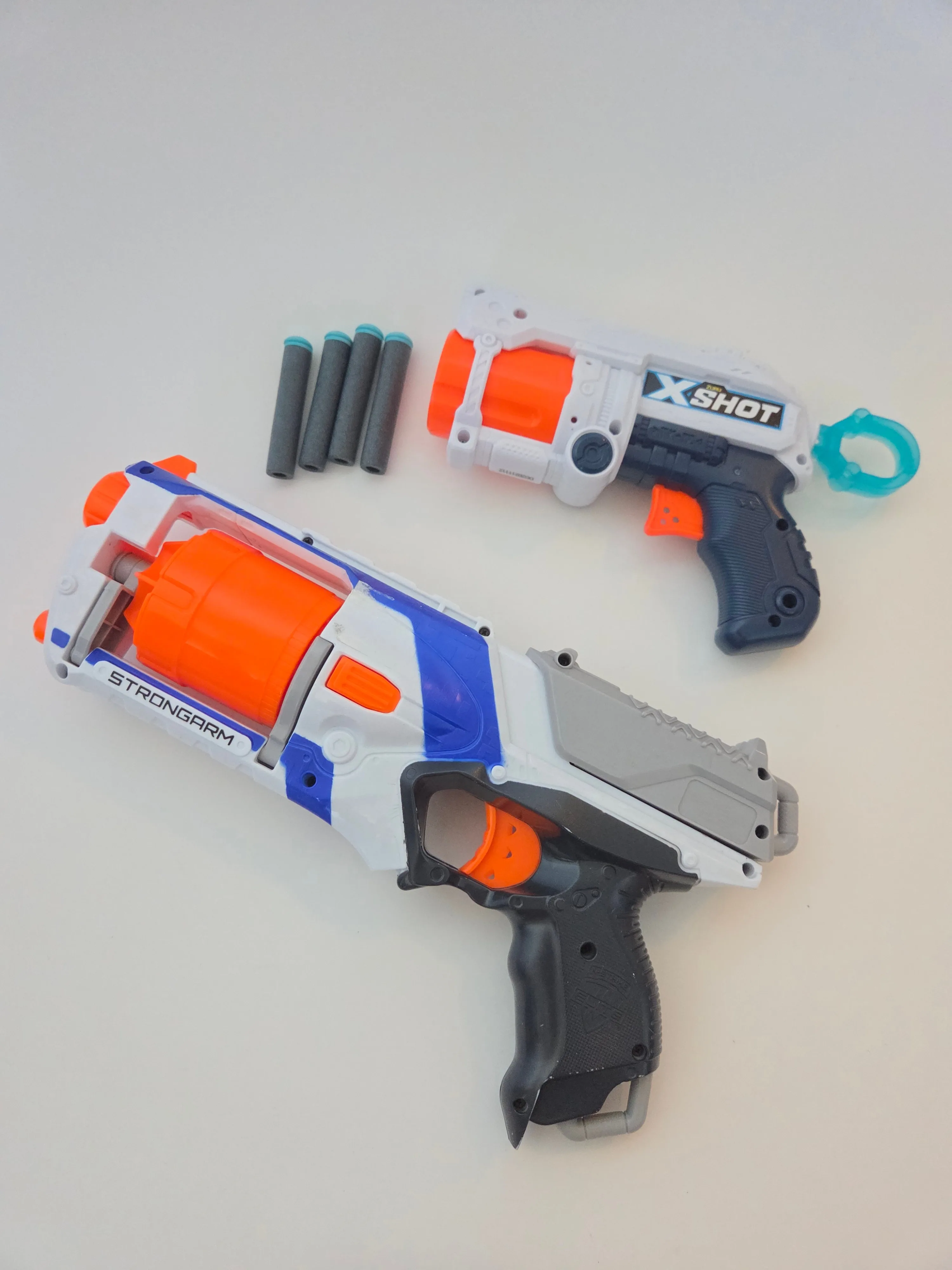 Nerf Strongarm + X-Shot Fury 4 set with darts