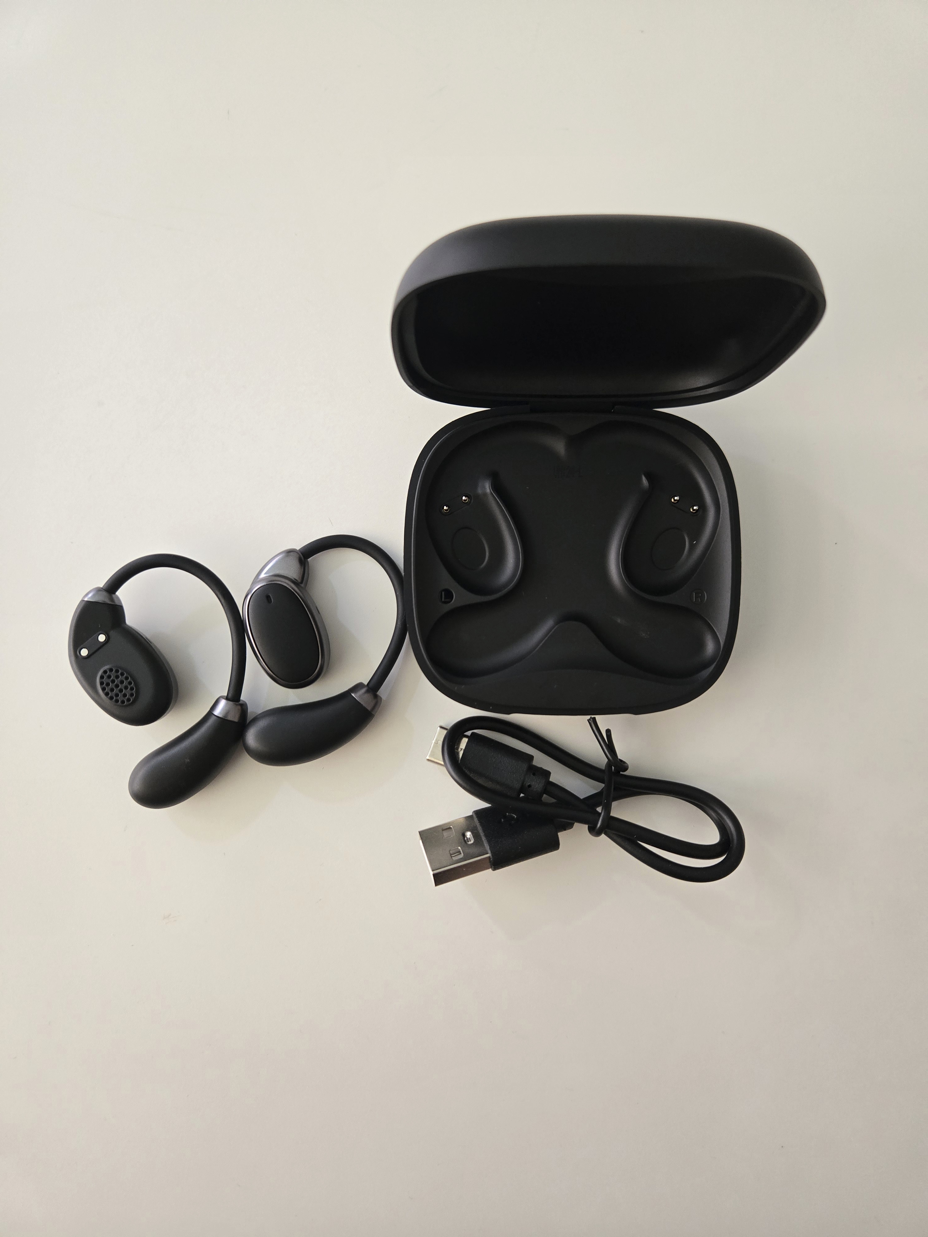 Wireless headphones, with touch activation(noise cancellation) - photo 4