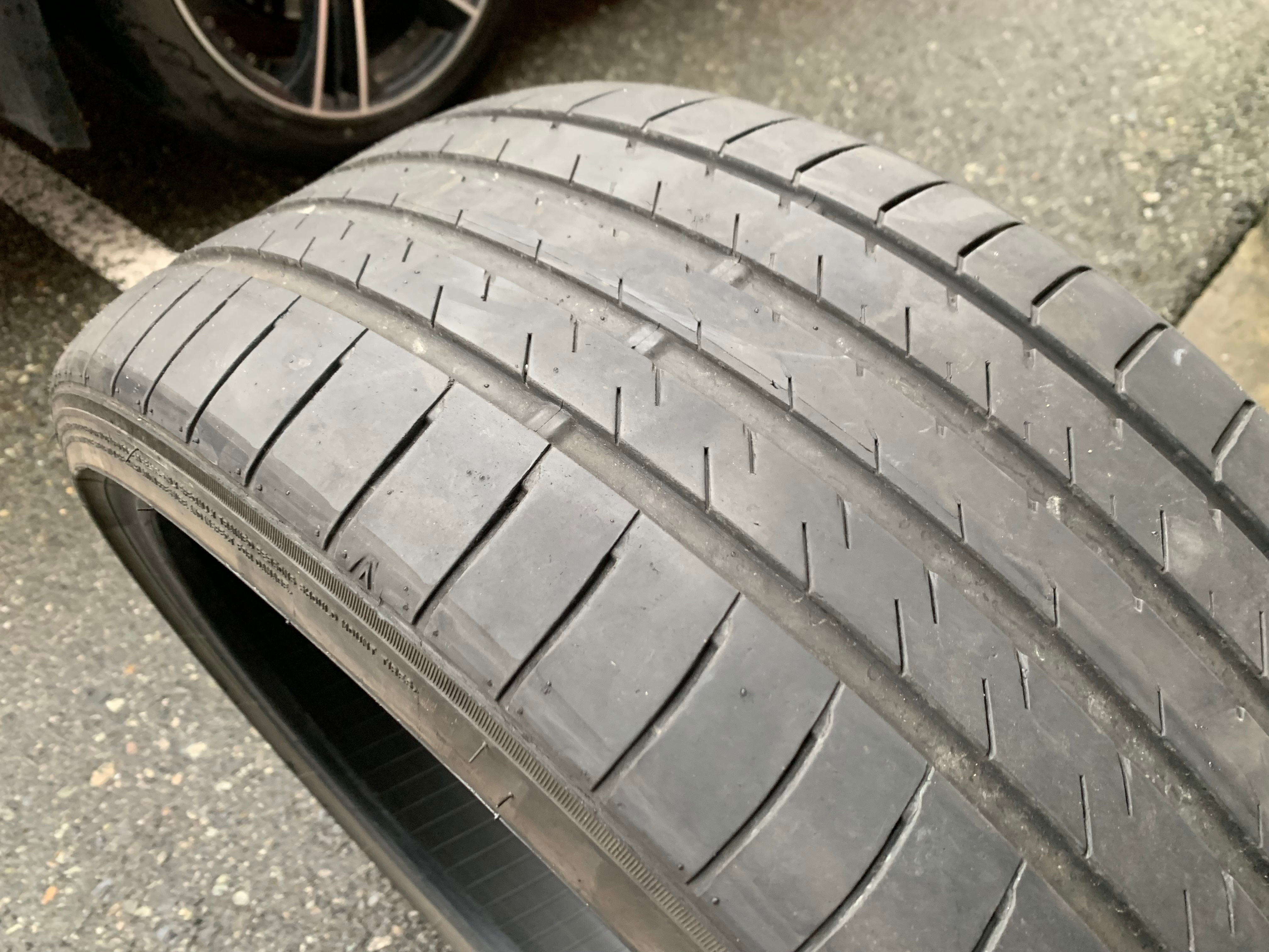 1 X single 225/35/20 90Y Sumitomo HTR Z5 with 45% tread - photo 4
