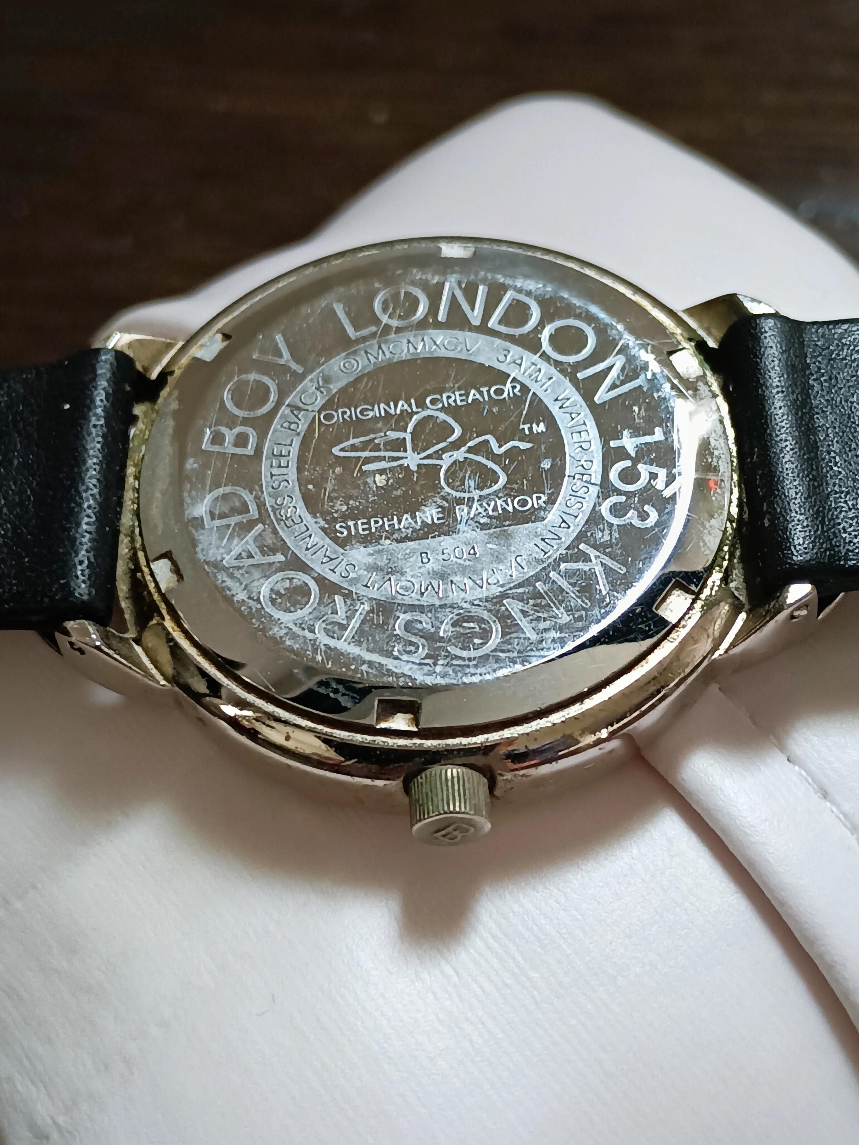 MINT RARELY WORN Men's Boy London B504 Watch image indicator(2)