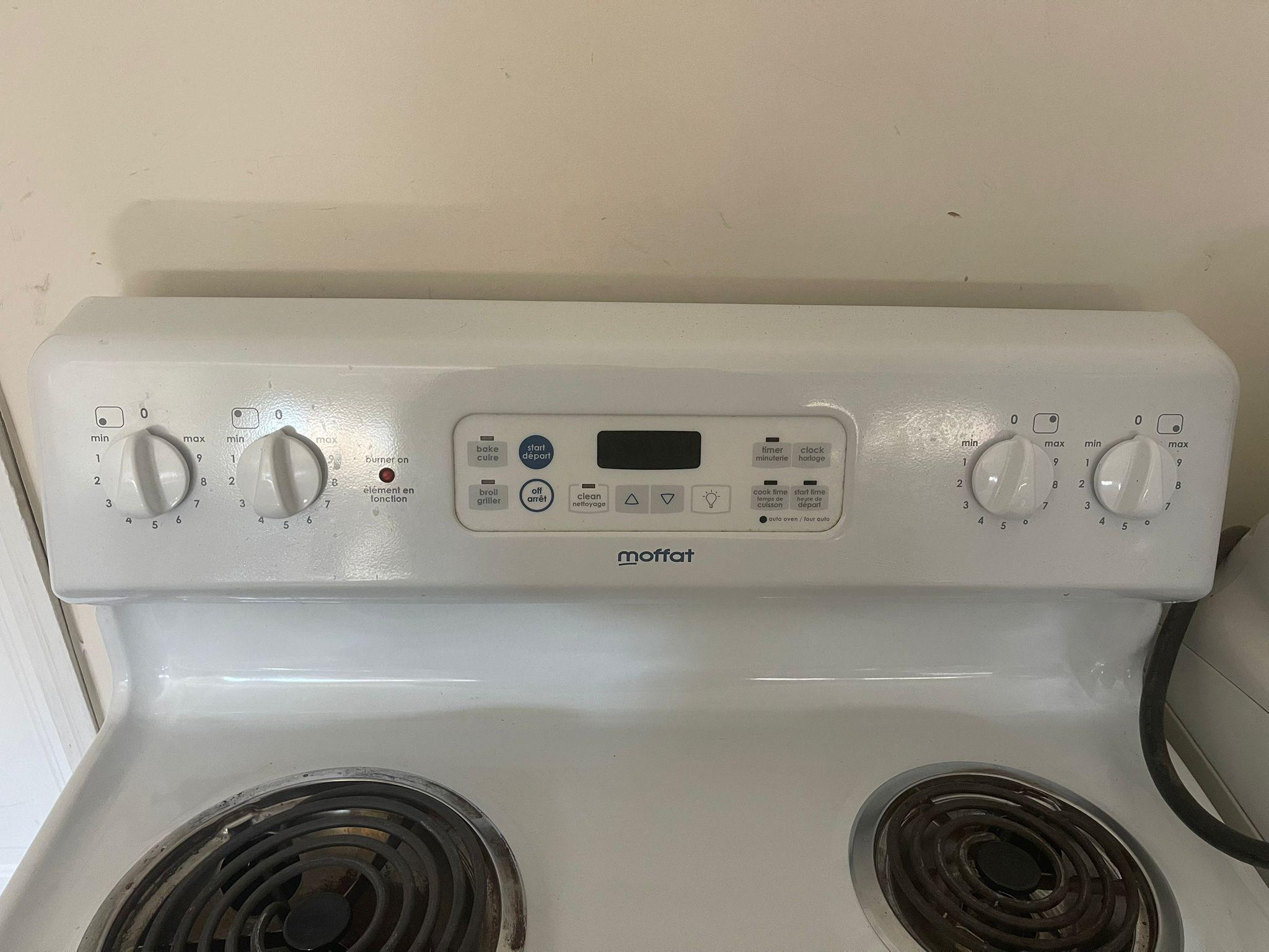 Moffat Stove with Oven Old Model - Price Negotiable - photo 4