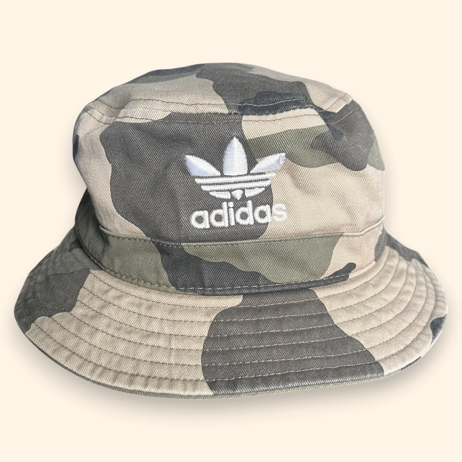 Adidas Originals Camo Bucket Hat Size 57 cm Streetwear Style