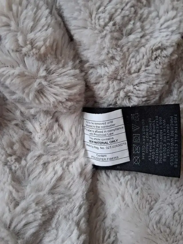 Steve Madden eomrn sizw large Coat