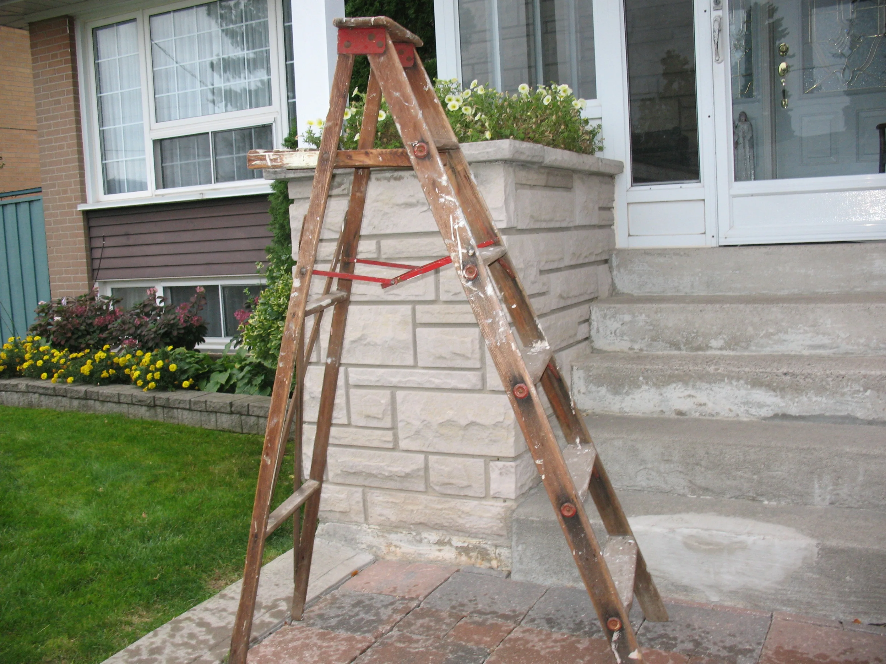 6 Foot Vintage Wooden Ladder thumbnail