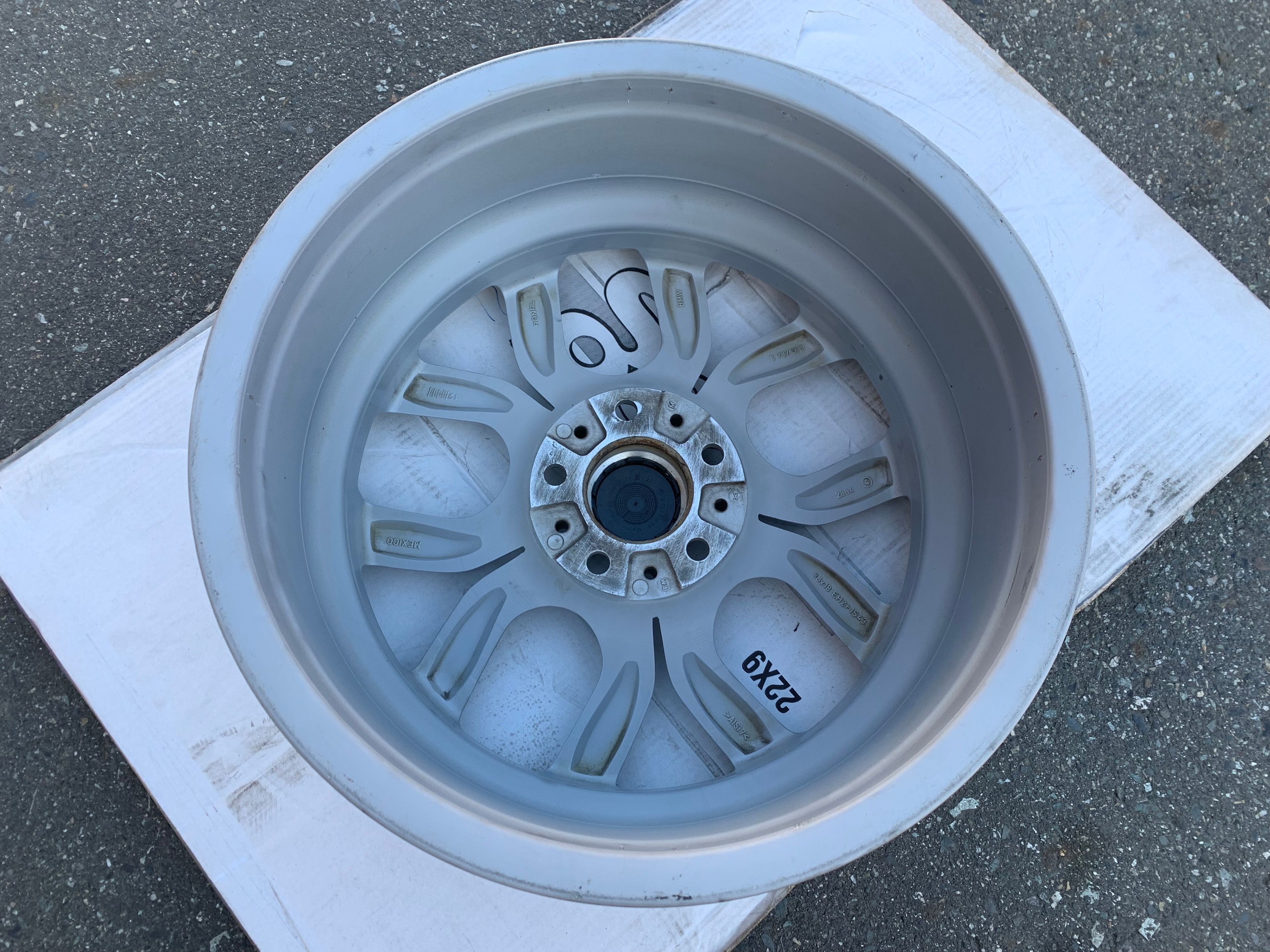 1 x single OEM BMW X3 18X8 F25 style 308 rim in good used cond - photo 5