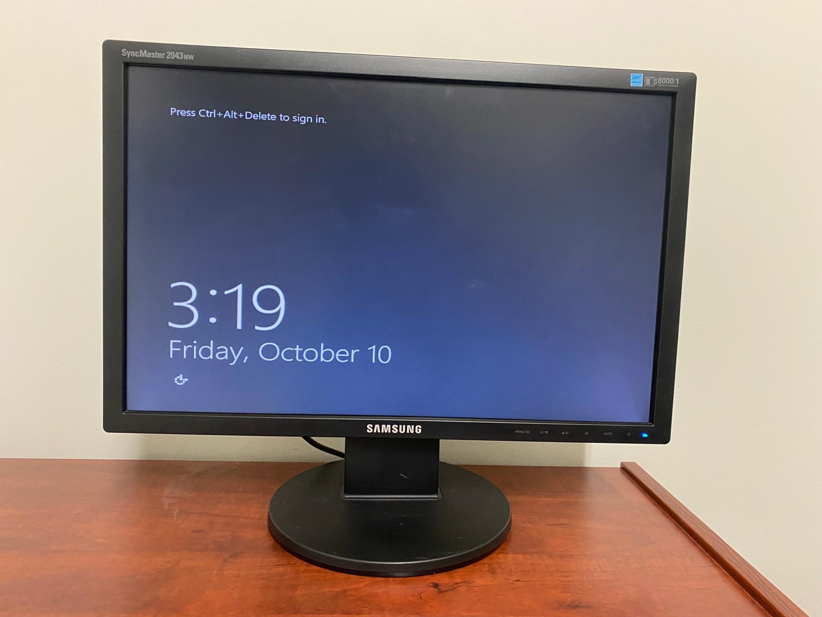 Samsung SyncMaster 2043NW 20" LCD Monitor