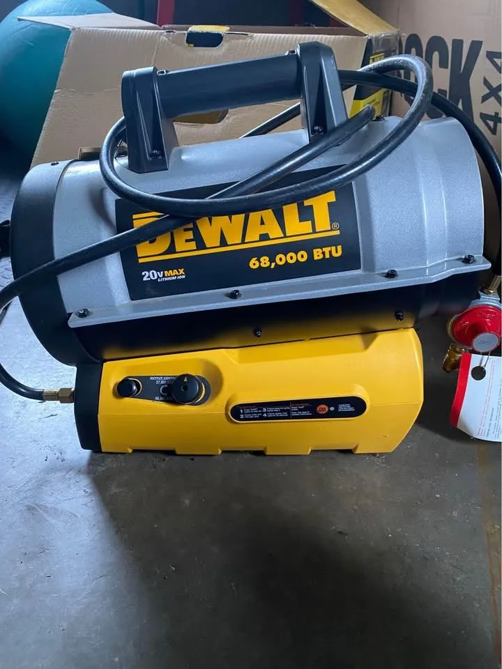 DeWalt 68,000 BTU 20V Forced Air Propane Heater image indicator(2)