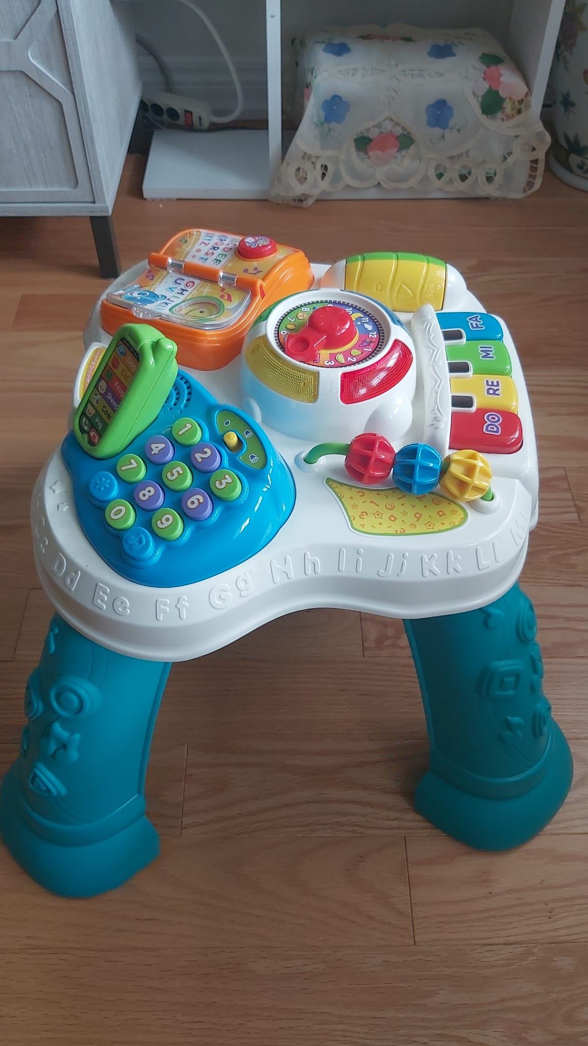 VTech Sit-to-Stand Learn & Discover Table – Mint Condition - photo 3