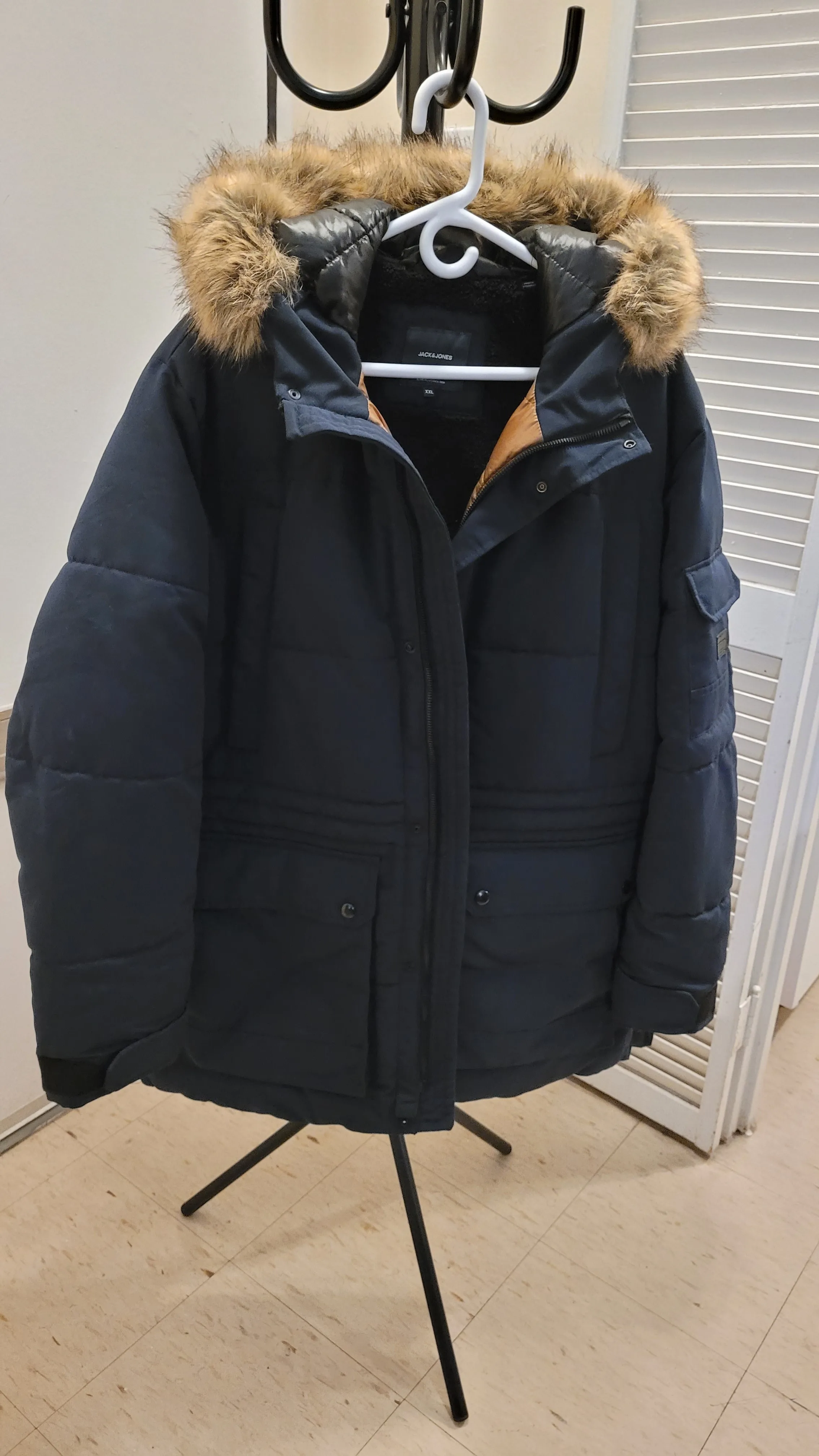 Jack & Jones Winter Jacket size XXL dark blue image indicator(2)