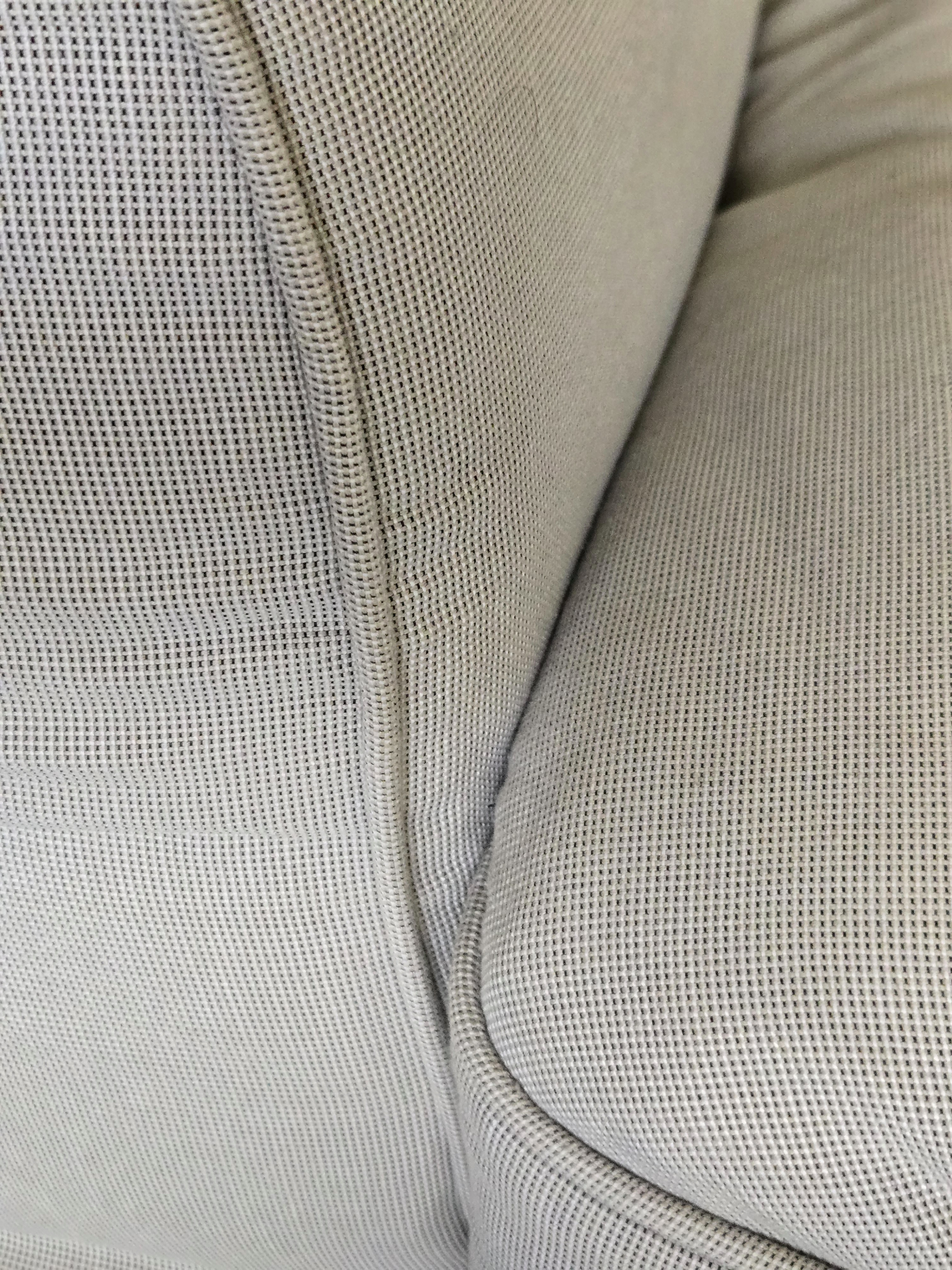 IKEA Loveseat – Excellent Condition - photo 4