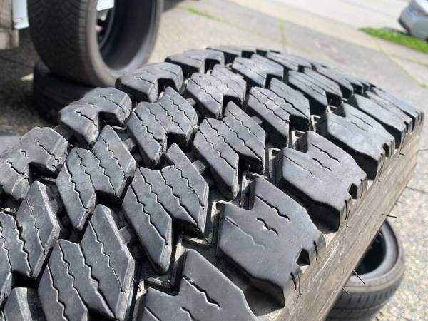 1 X single 225/70/19.5 128/126N PR14 Michelin LRG XDS2 like new - photo 5