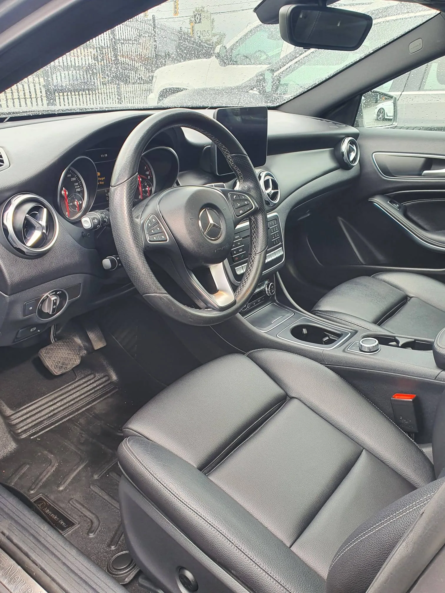 2018 Mercedes GLA 250 4Matic image indicator(7)