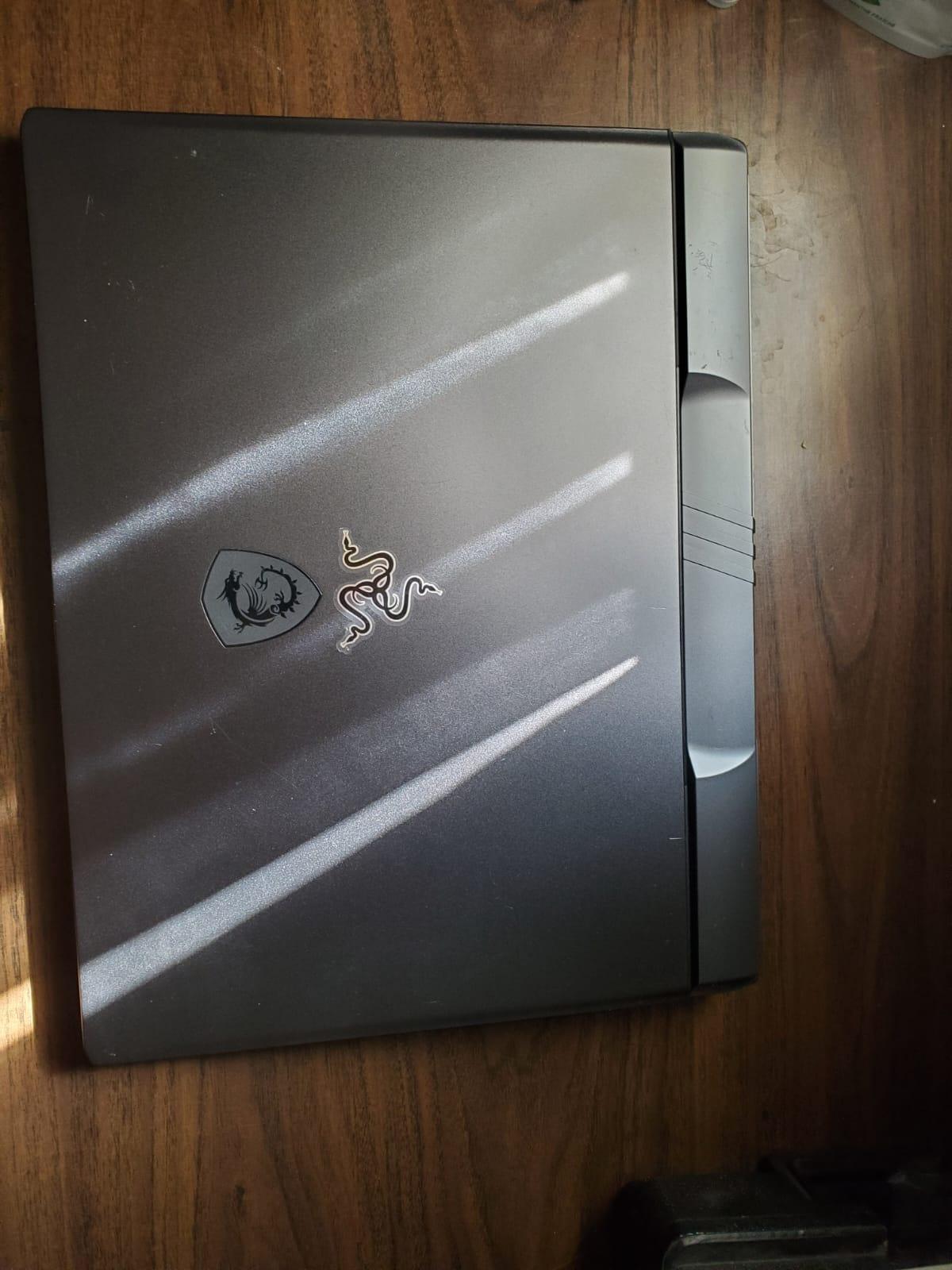 MSI GP78 RTX 4080 Laptop - photo 2