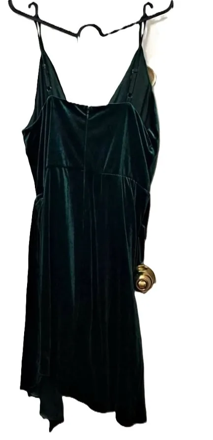 Tfnc London Cowl Neck Adjustable Strap Drape Velvet image indicator(3)