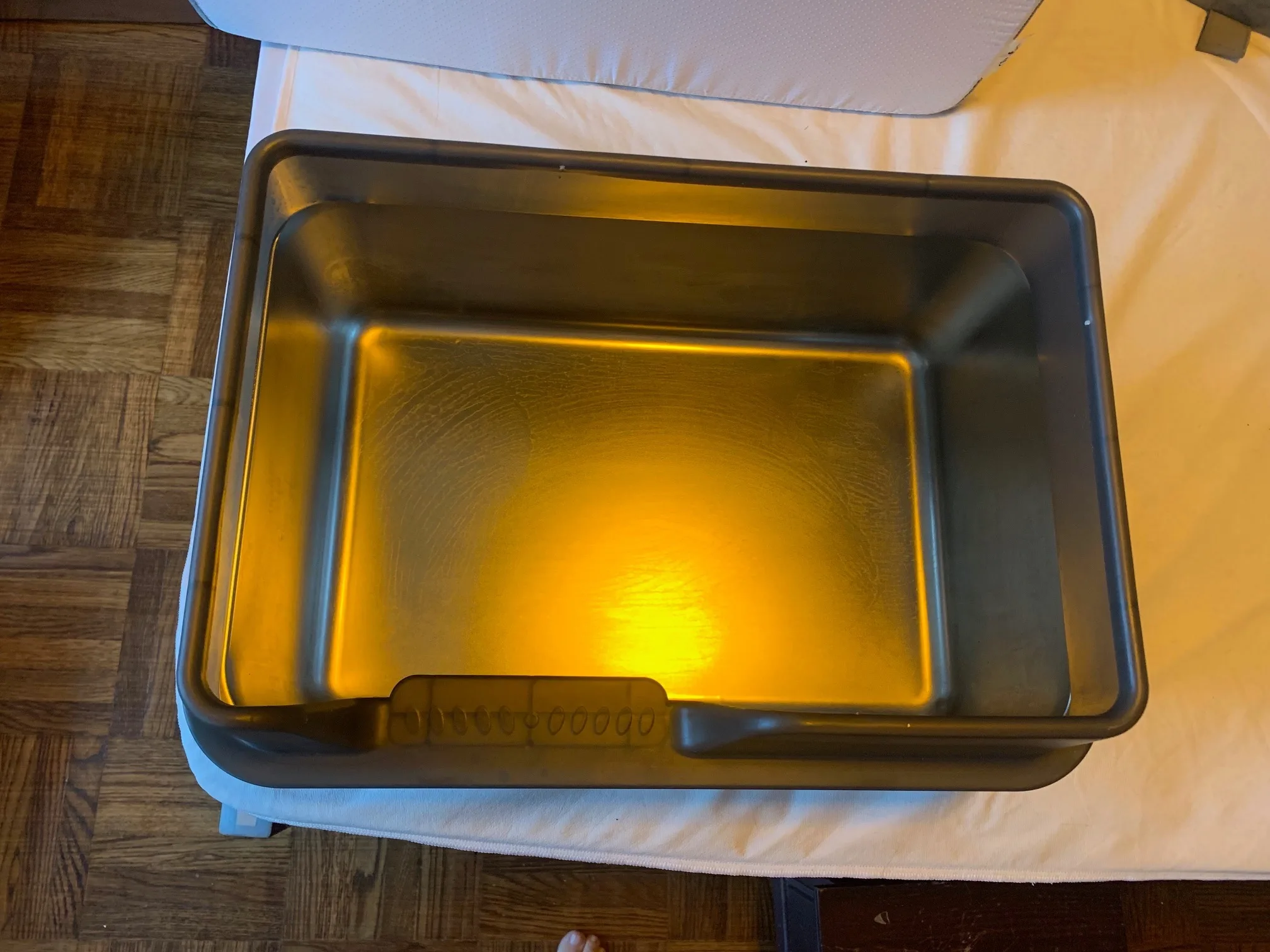 Stainless Steel Cat Litter Box image indicator(2)