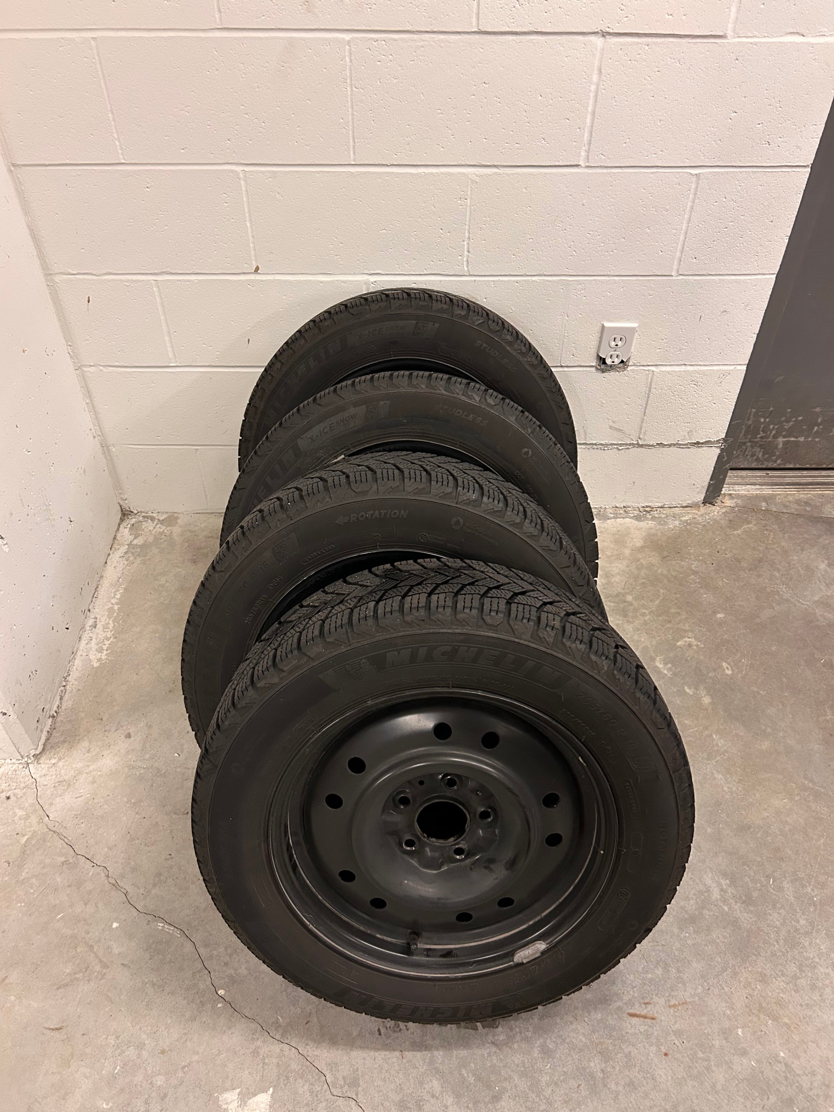 Michelin X-ICE SNOW   205 / 60R / 16 - photo 5