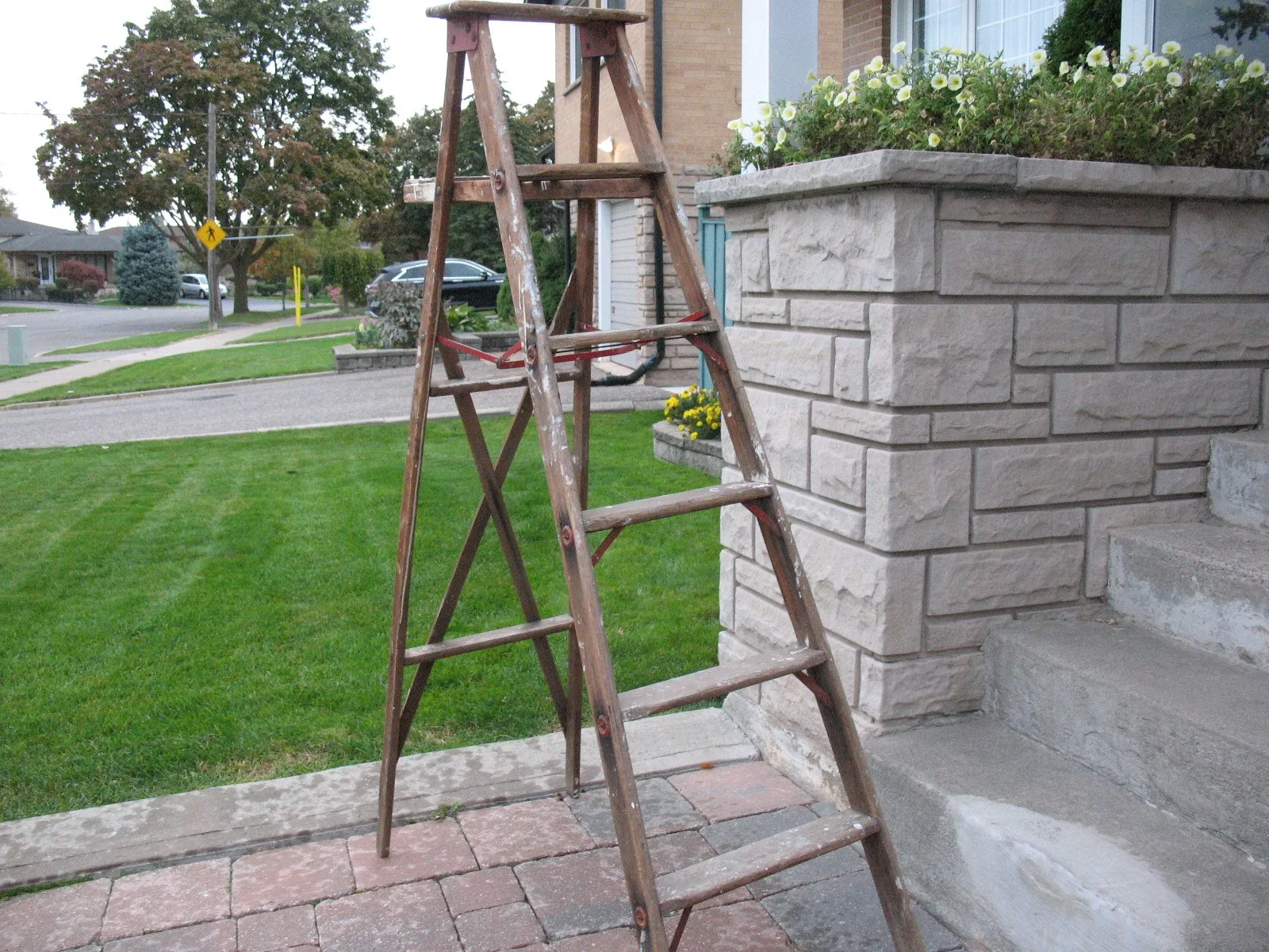 6 Foot Vintage Wooden Ladder image indicator(4)