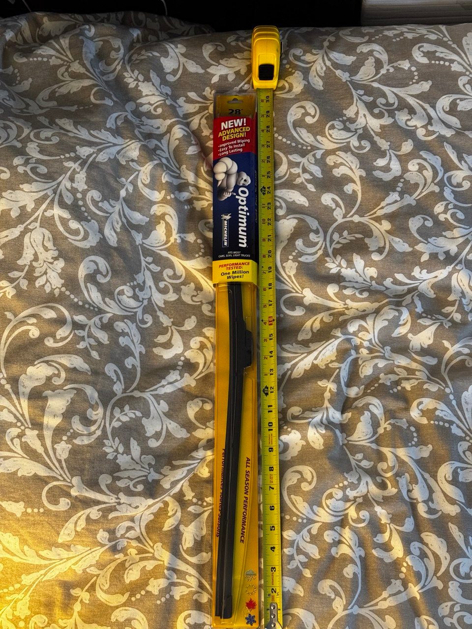 28" (70cm) Michelin Optimum All Season Long Lasting Wiper Blade