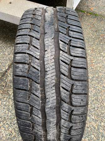 1 X single 255/50/20 BFG Advantage T/A Sport LT with 80% tread