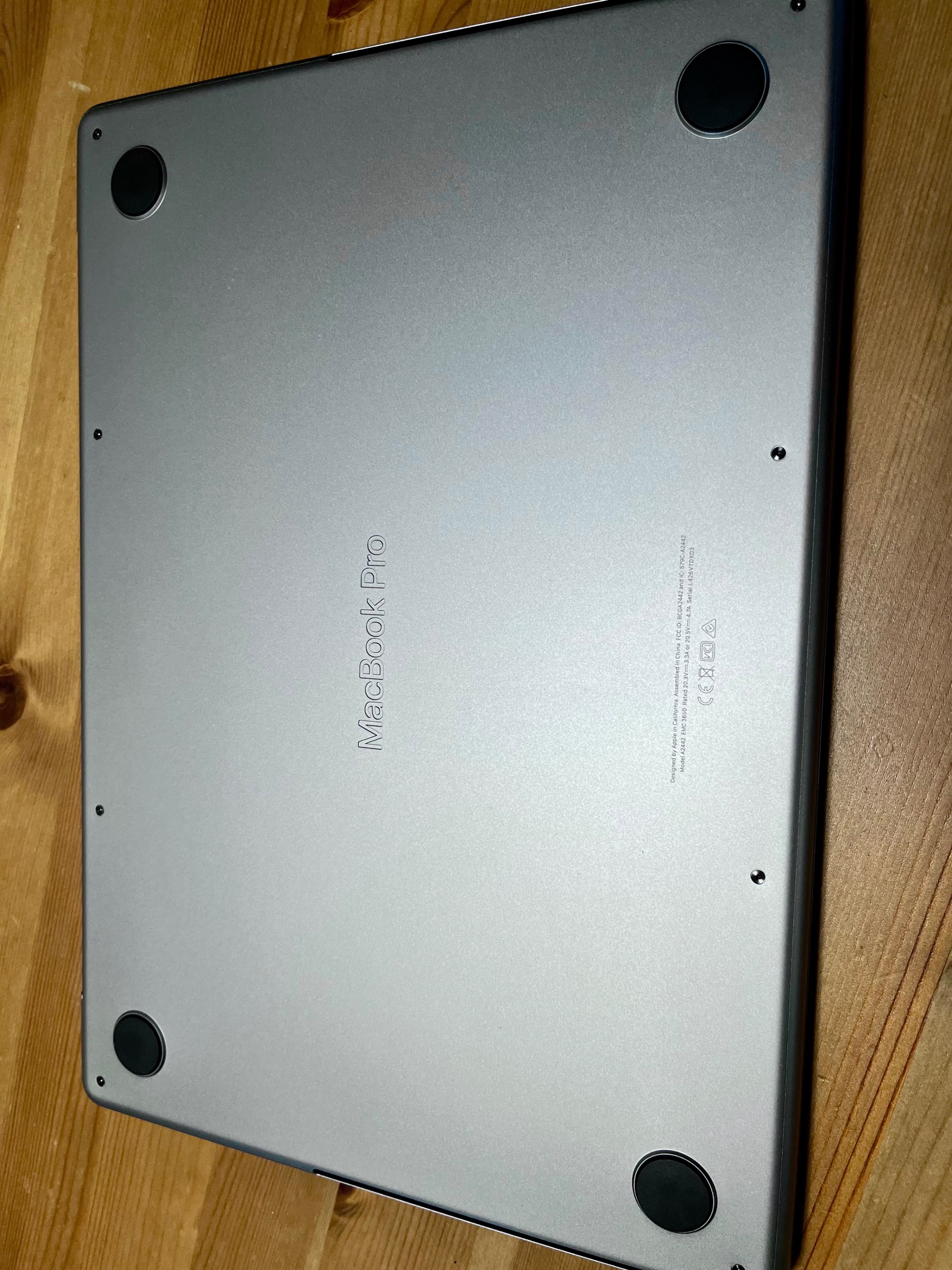 MacBook Pro 14-Inch, M1 Pro - 1TB, One-Year AppleCare  - photo 5