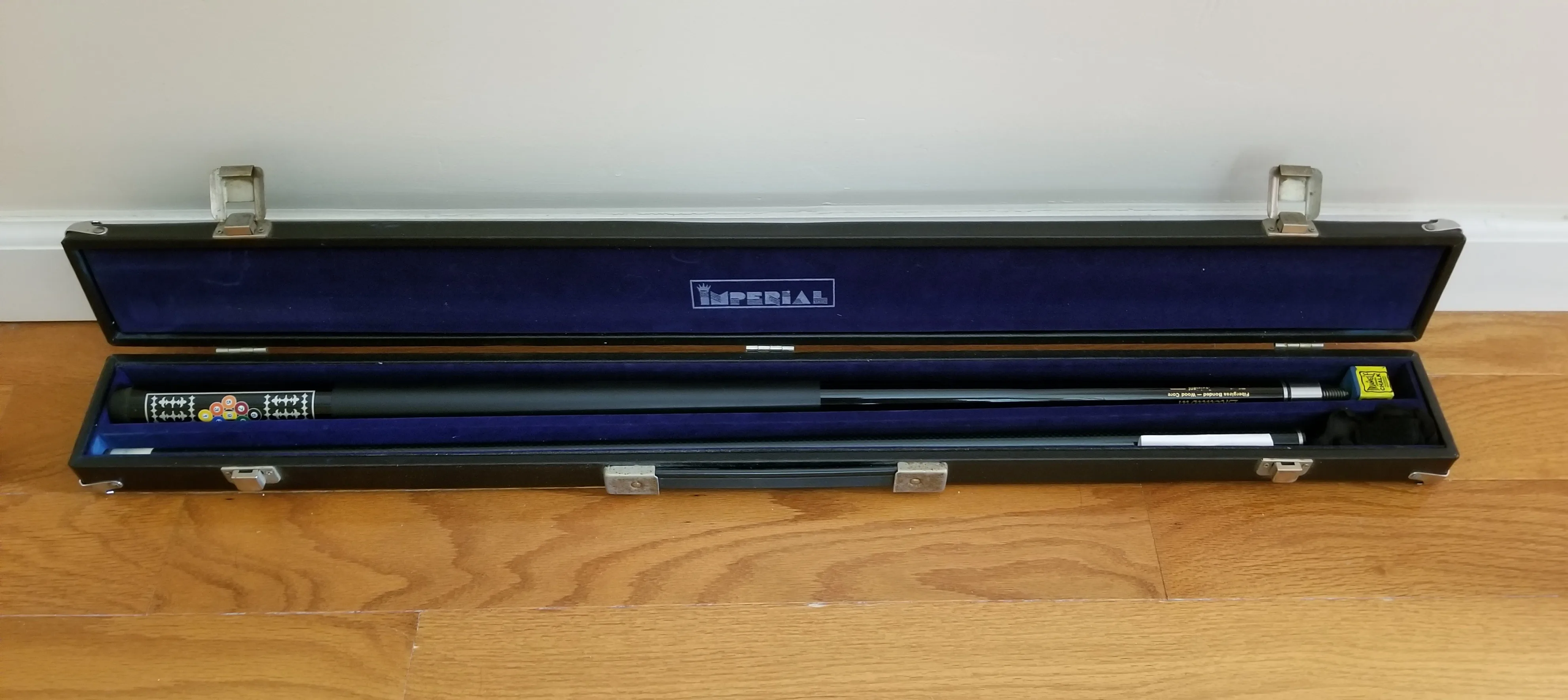 Excalibur Pool Cue, warp resistant fiberglass bonded image indicator(6)