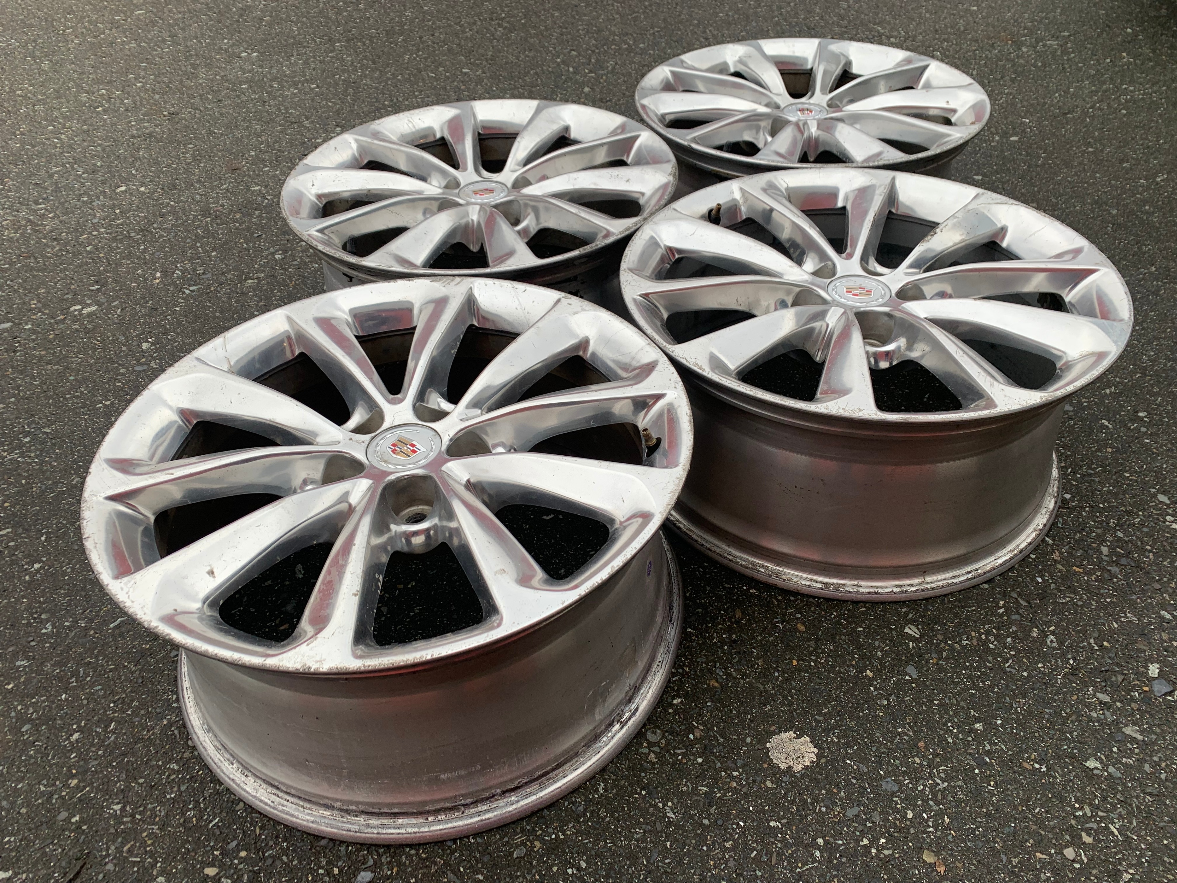 Set of 19X8.5 ET39 Cadillac XTS 2013-2017 wheels good used cond - photo 5