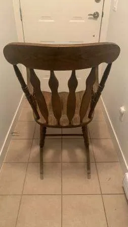 Wooden Rocking Chair image indicator(4)